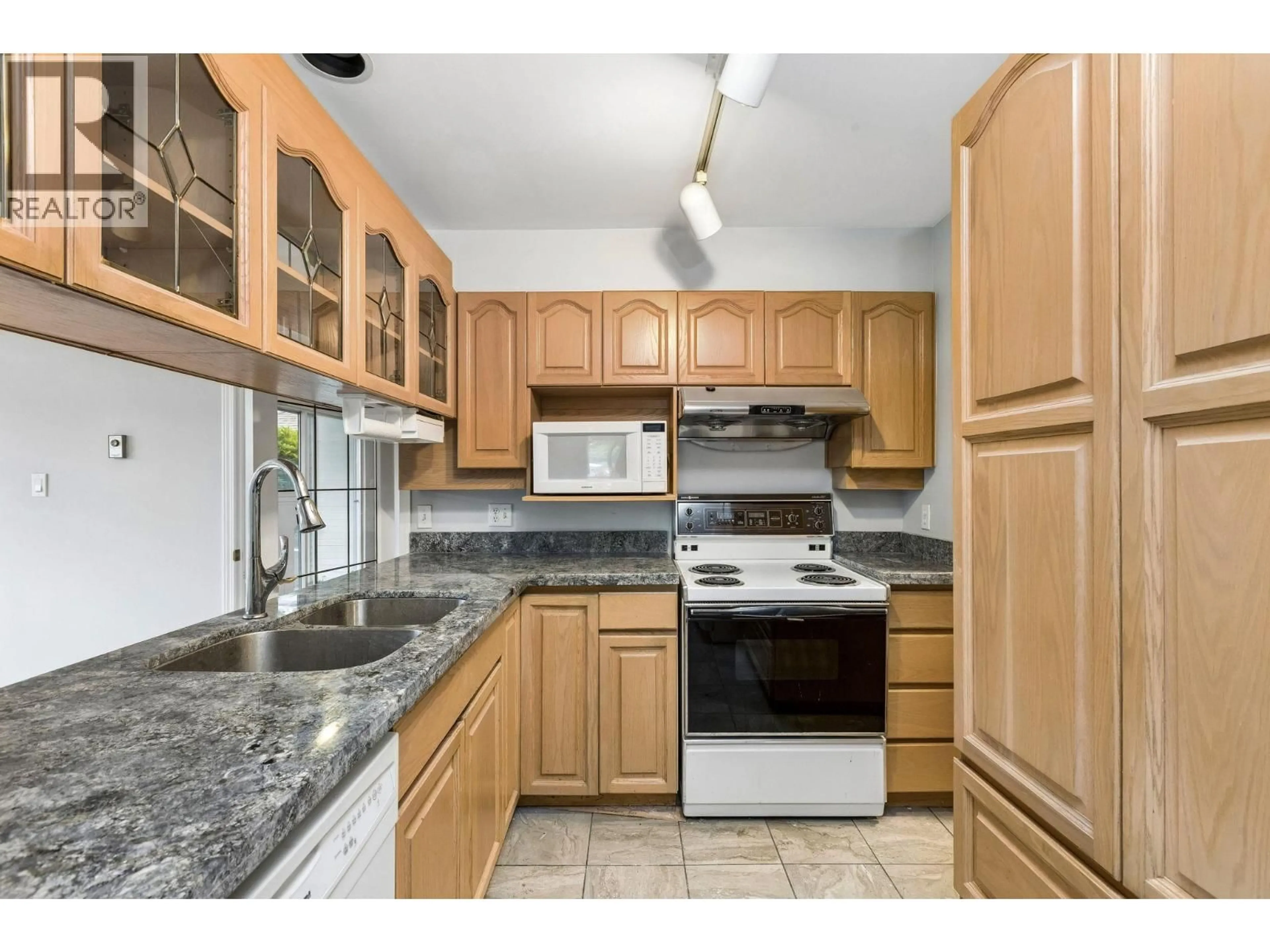 Standard kitchen, unknown for 103 - 7580 COLUMBIA STREET, Vancouver British Columbia V5X4S8