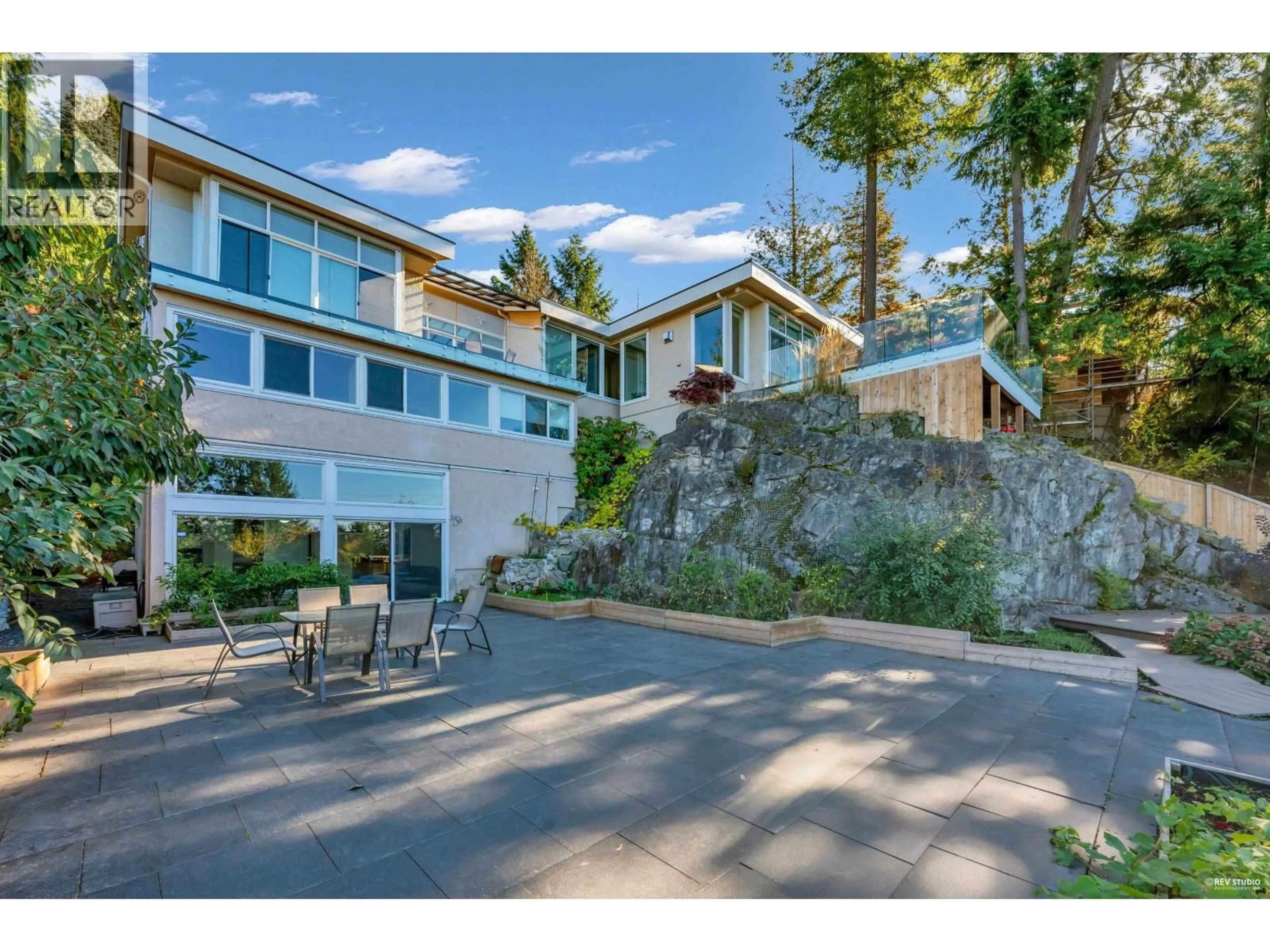 Unknown for 4673 WOODBURN ROAD, West Vancouver British Columbia V7S2W7