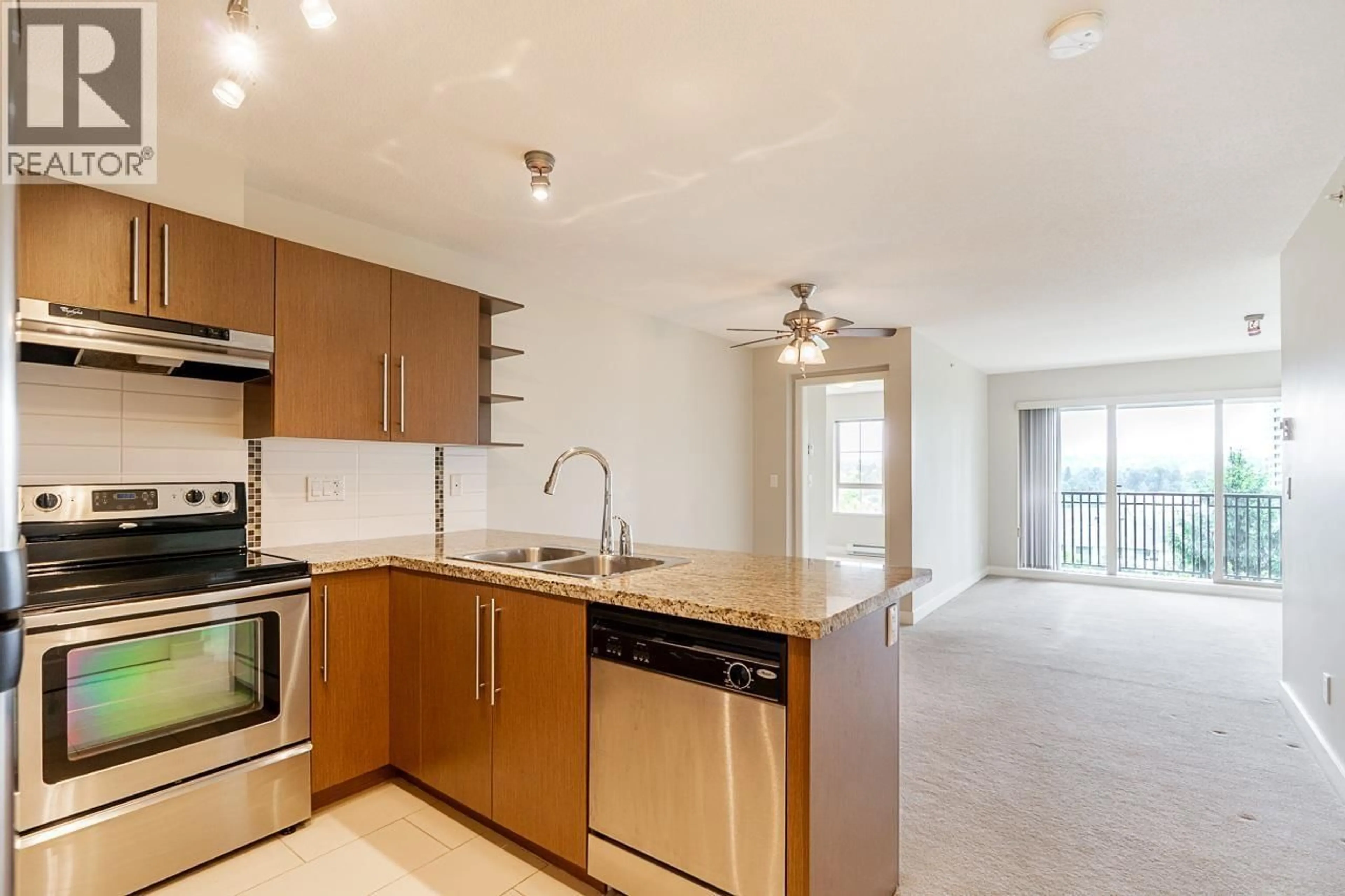 Standard kitchen, unknown for 413 - 2088 BETA AVENUE, Burnaby British Columbia V5C0C8