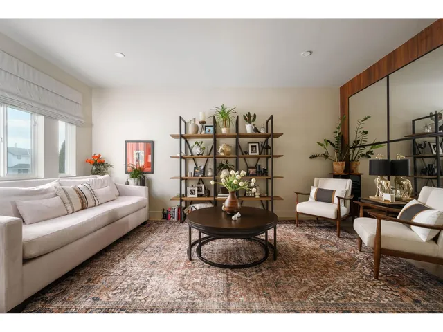 107 - 33751 7TH AVENUE, Mission 2