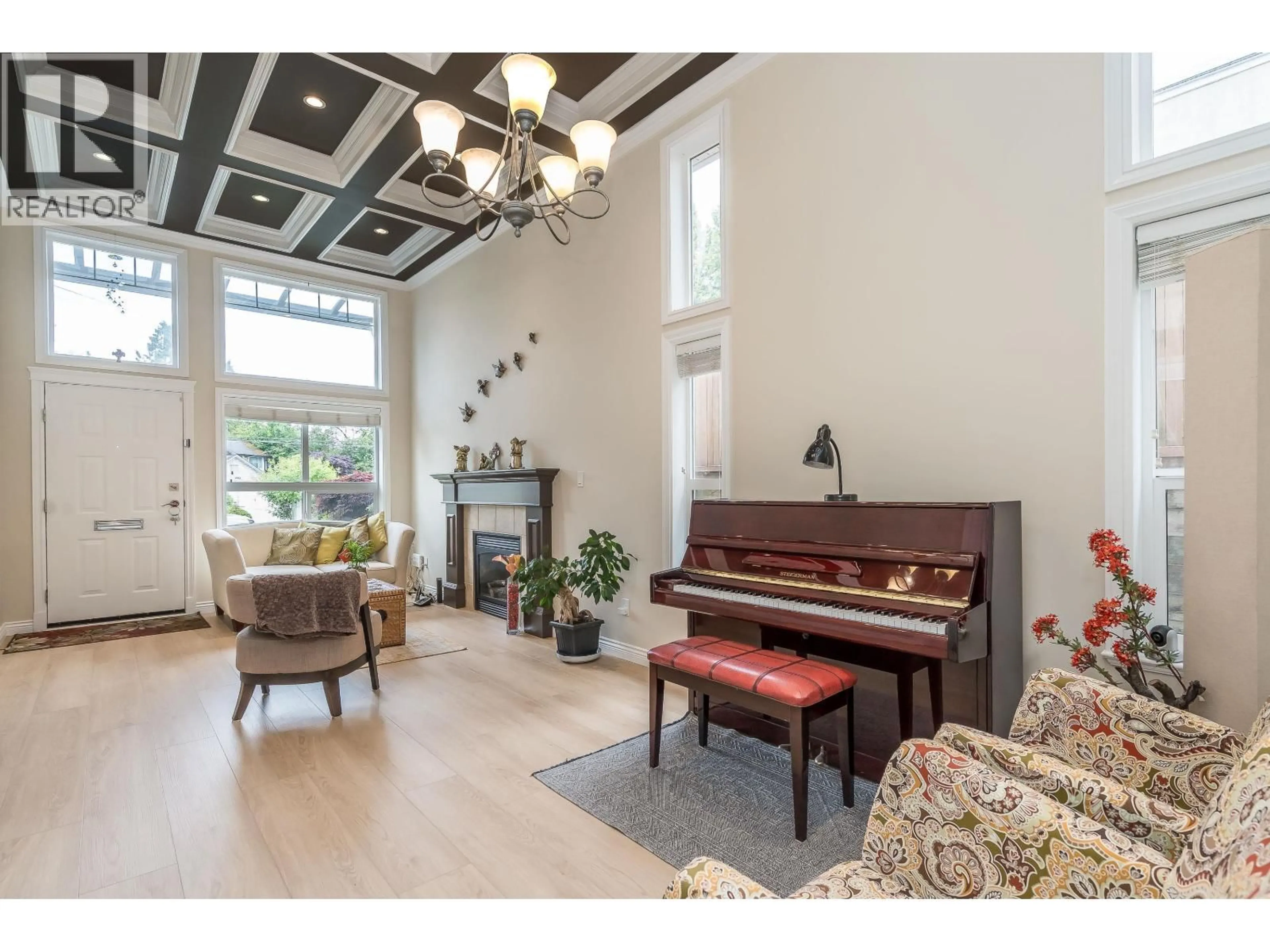 Living room with furniture, wood/laminate floor for 6459 WALKER AVENUE, Burnaby British Columbia V5E3B7
