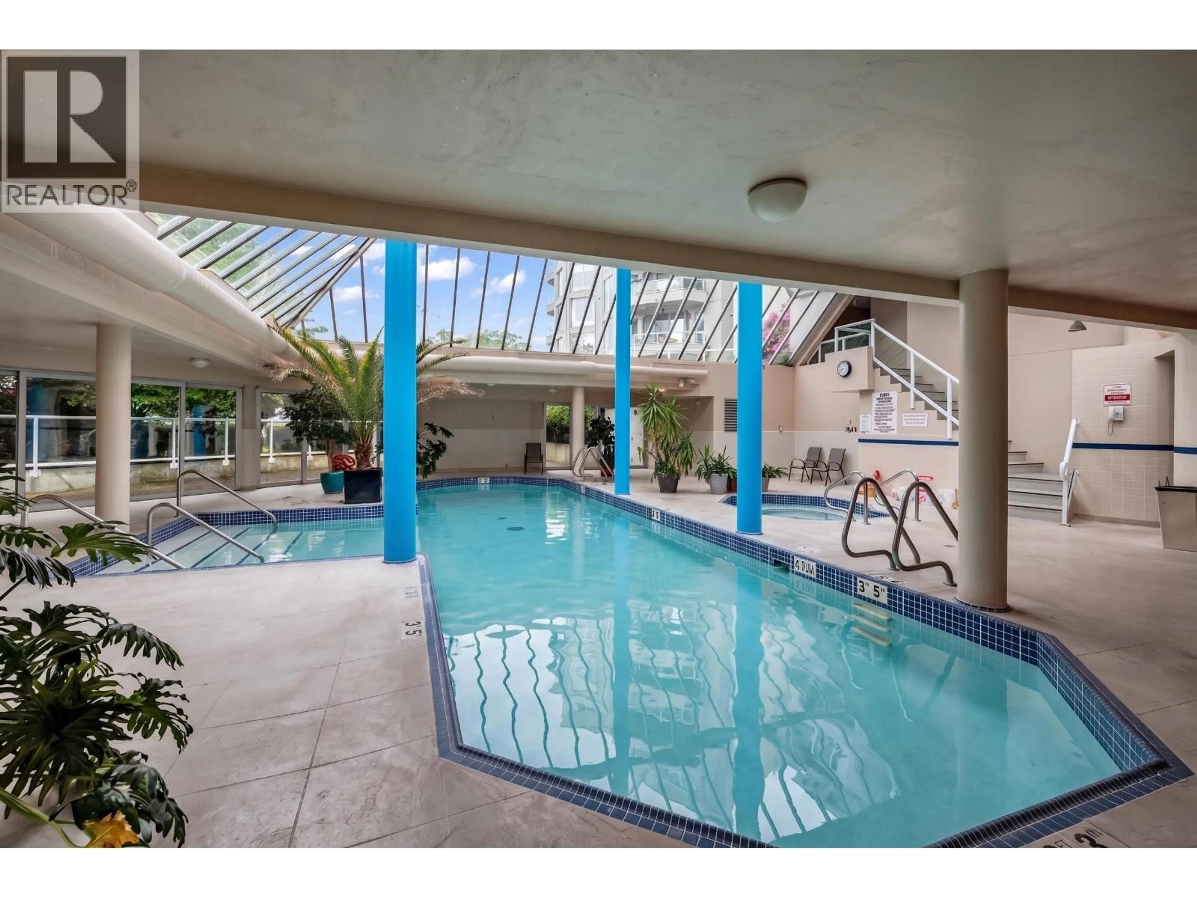 Pool for 402 - 71 JAMIESON COURT, New Westminster British Columbia V3L5R4