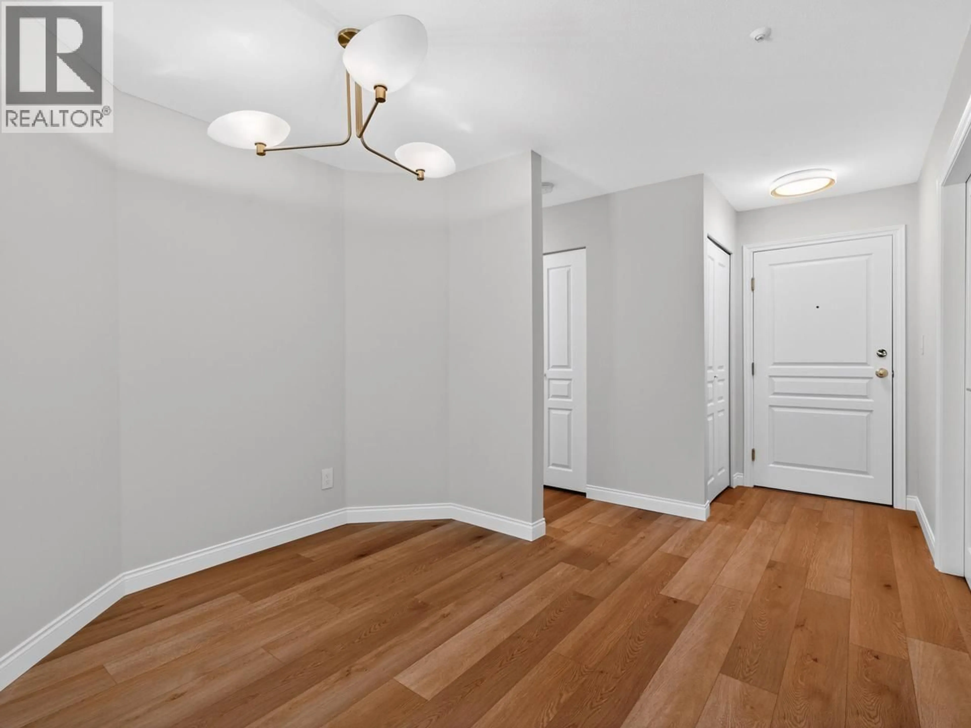 Unknown for 109 - 8460 JELLICOE STREET, Vancouver British Columbia V5S4S8