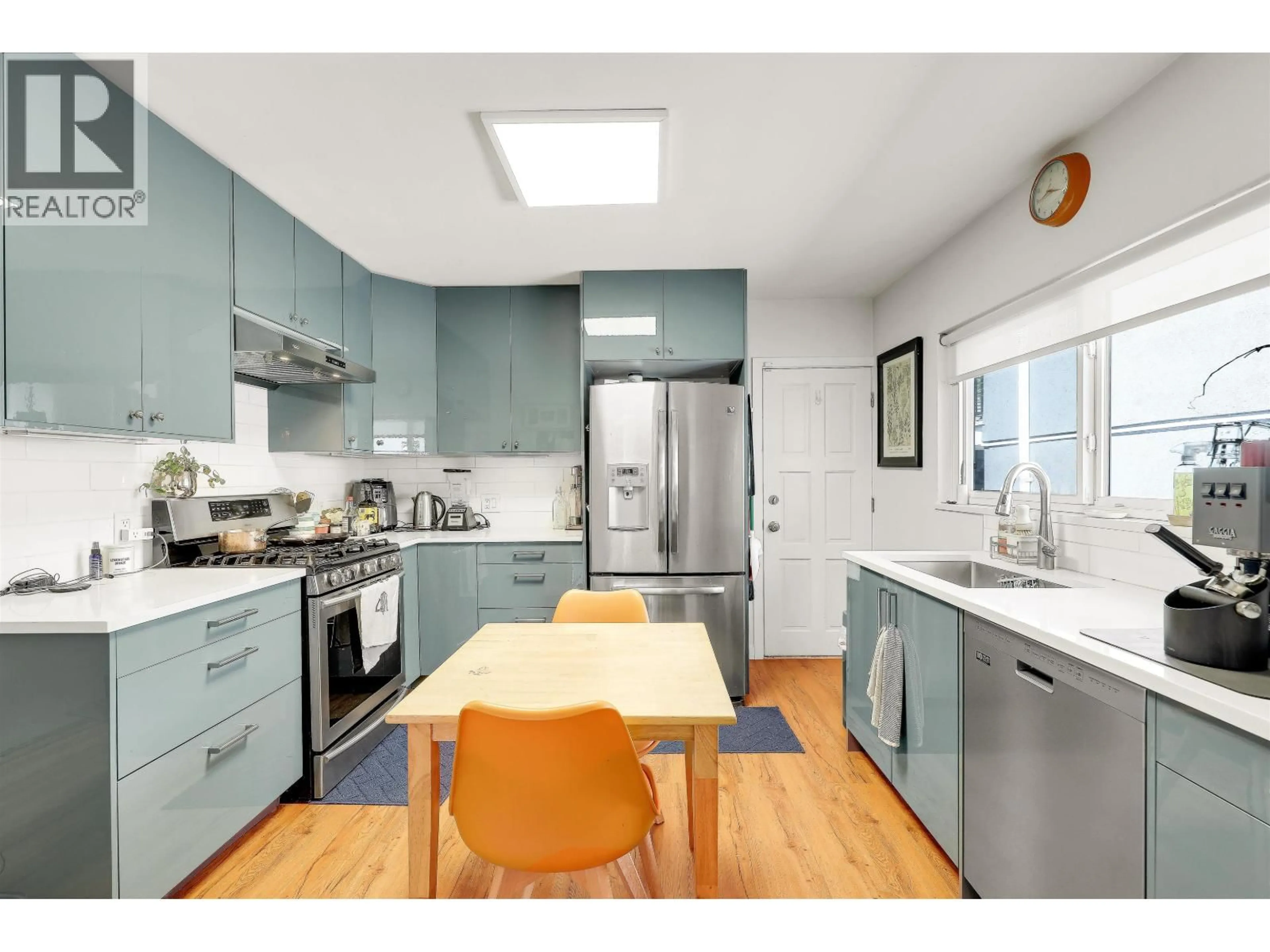 Unknown for 4139 PENDER STREET, Burnaby British Columbia V5C2M1
