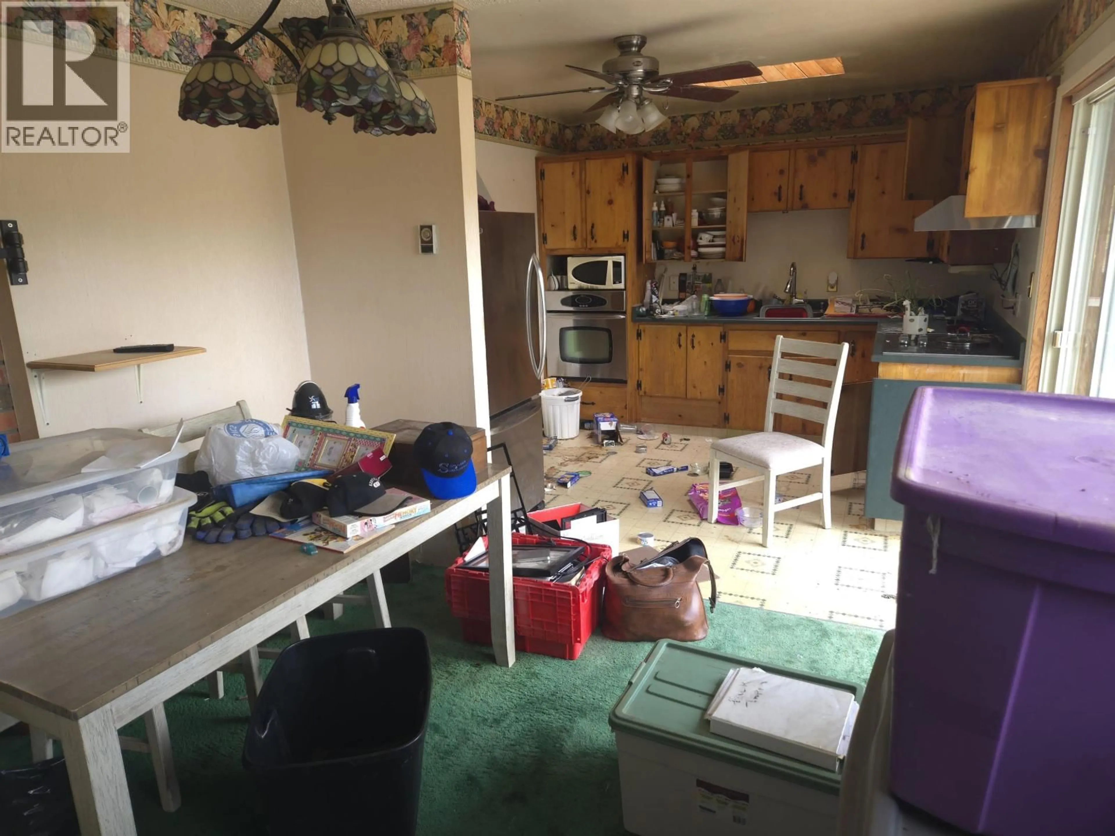 A pic of a room for 5924 16 HIGHWAY, Prince George British Columbia V2N6K1
