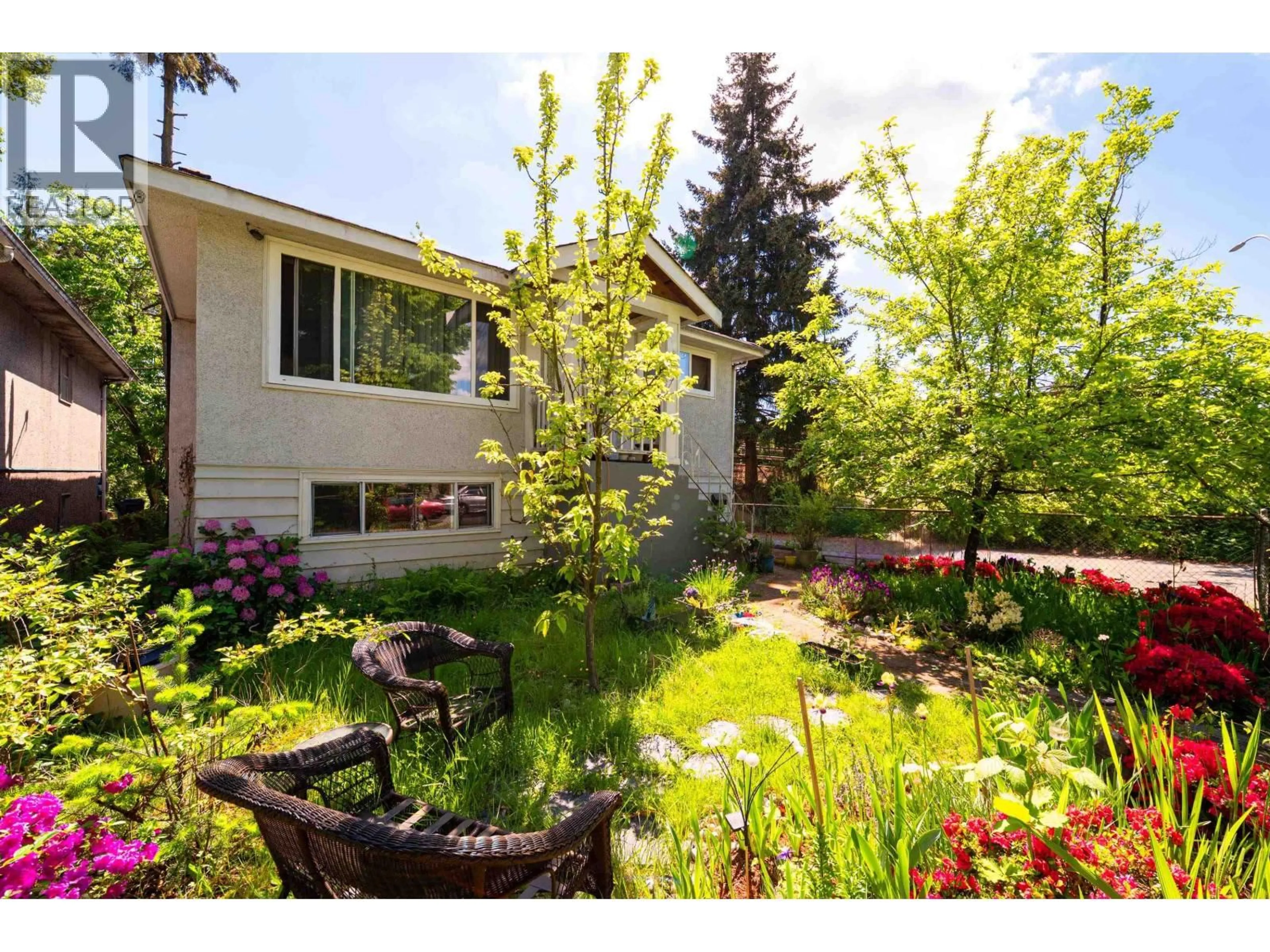 Patio, street for 3446 WILLIAM STREET, Vancouver British Columbia V5K2Z6