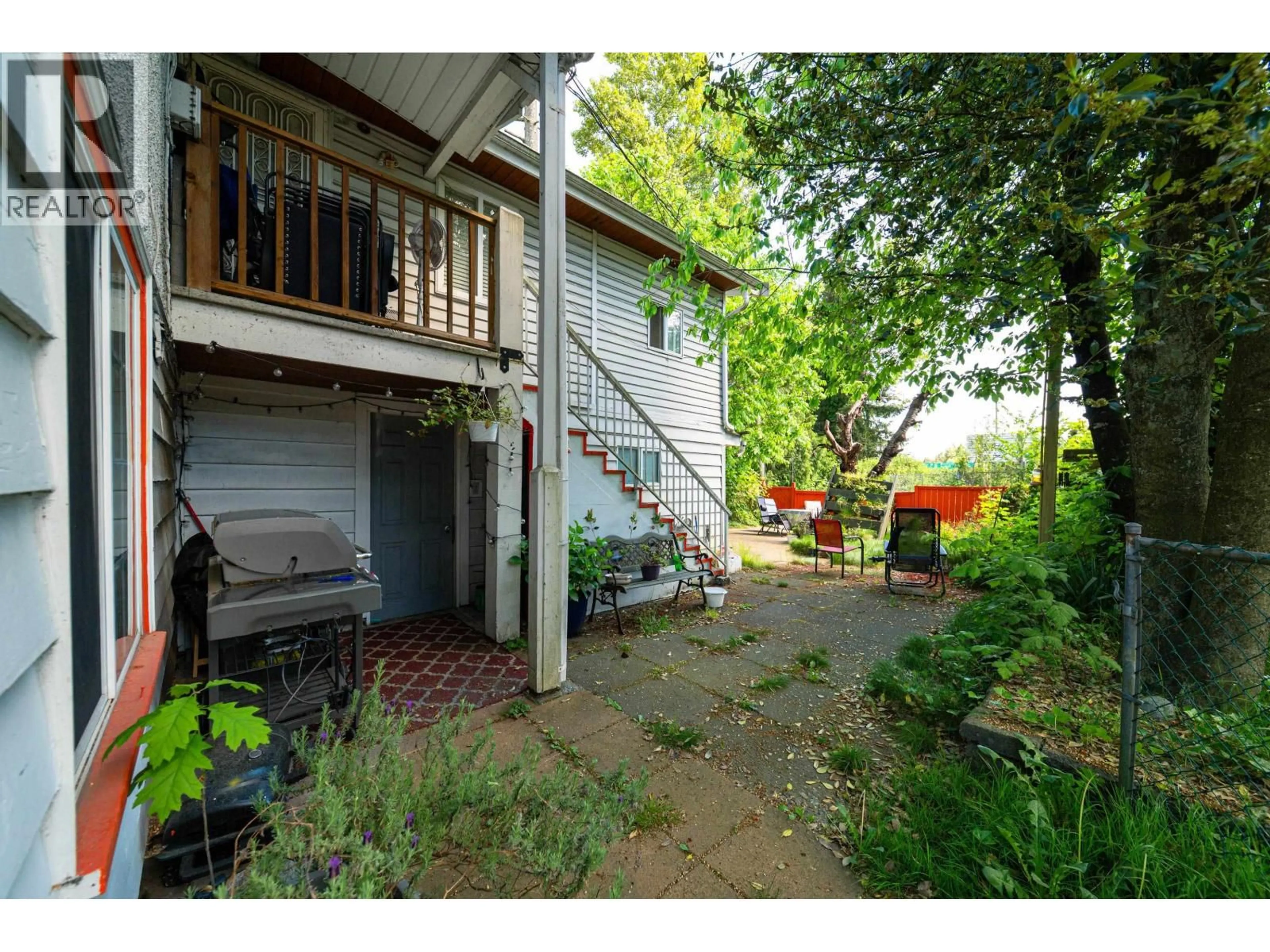 Patio, street for 3446 WILLIAM STREET, Vancouver British Columbia V5K2Z6