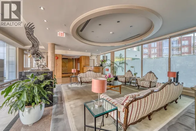 403 - 688 FAIRCHILD ROAD, Vancouver 3