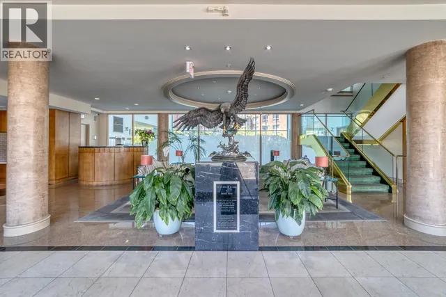 403 - 688 FAIRCHILD ROAD, Vancouver 4