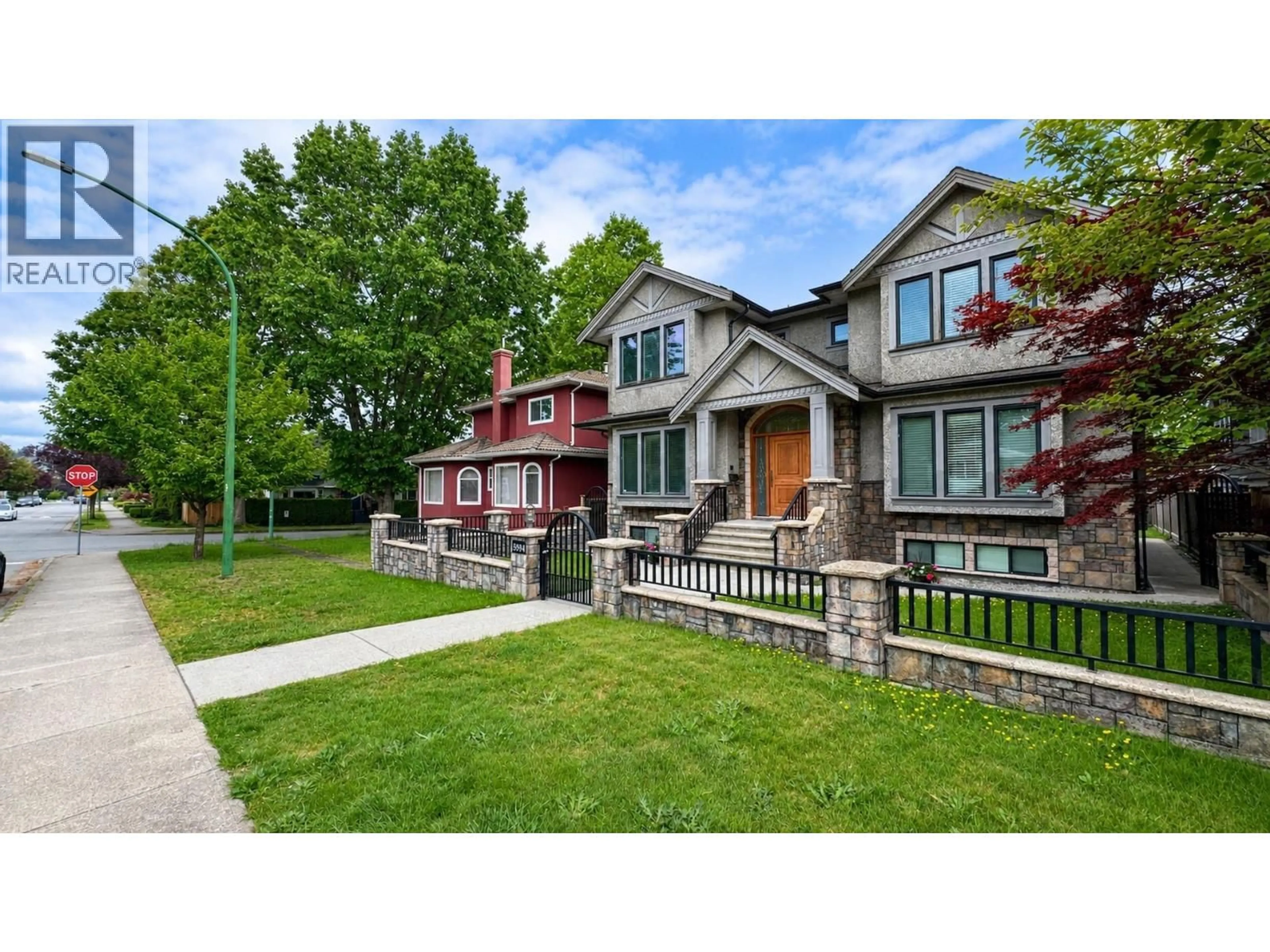 Unknown for 3894 OXFORD STREET, Burnaby British Columbia V5C1C3