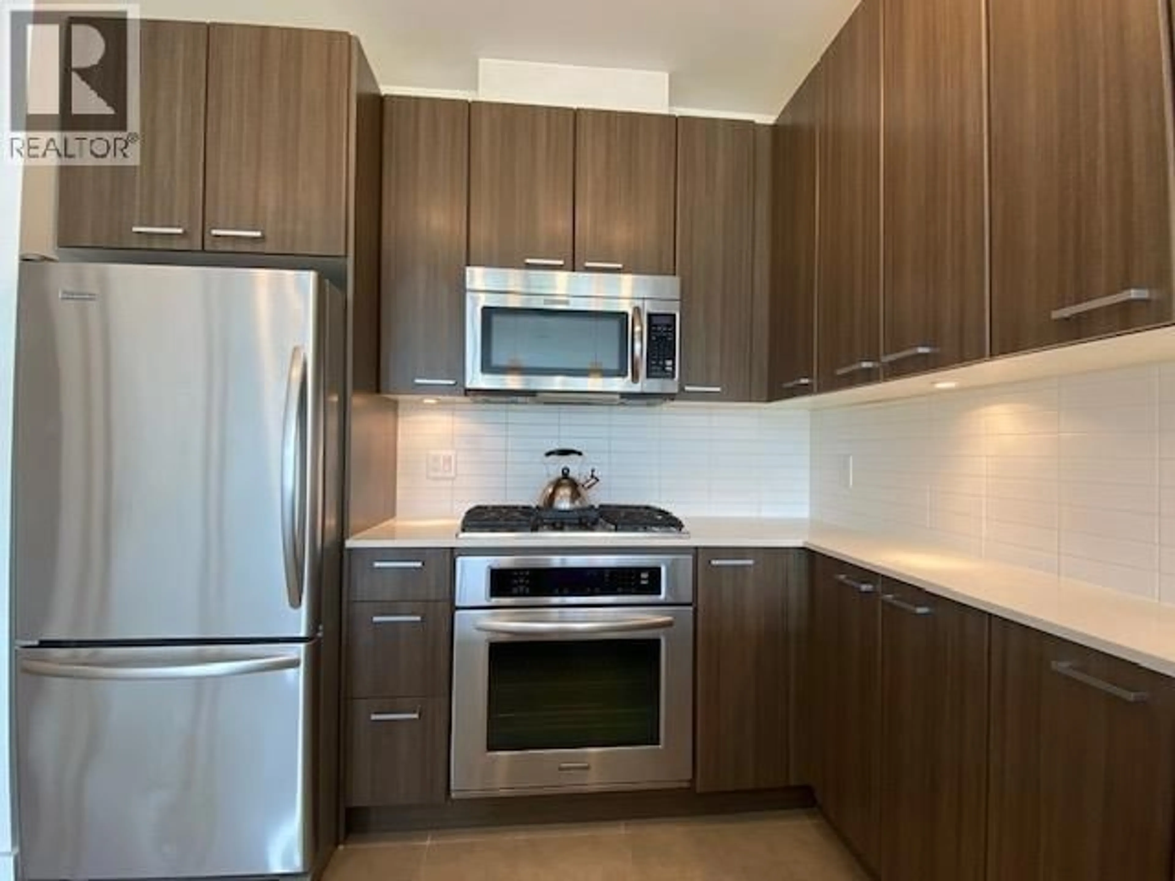 Standard kitchen, unknown for 2701 - 2955 ATLANTIC AVENUE, Coquitlam British Columbia V3B0H9