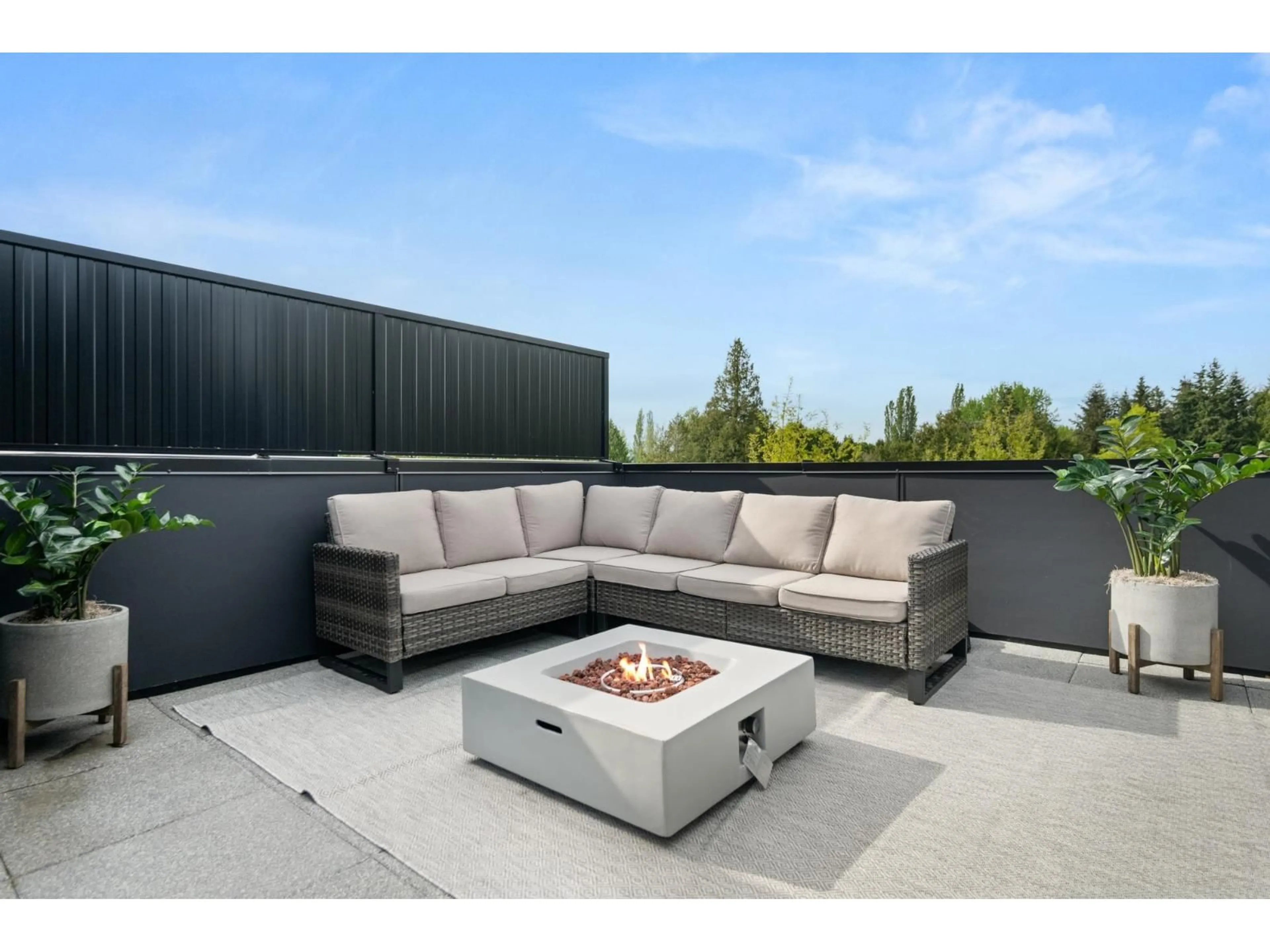 Patio, unknown for 43 - 20335 70A AVENUE, Langley British Columbia V2Y1S8