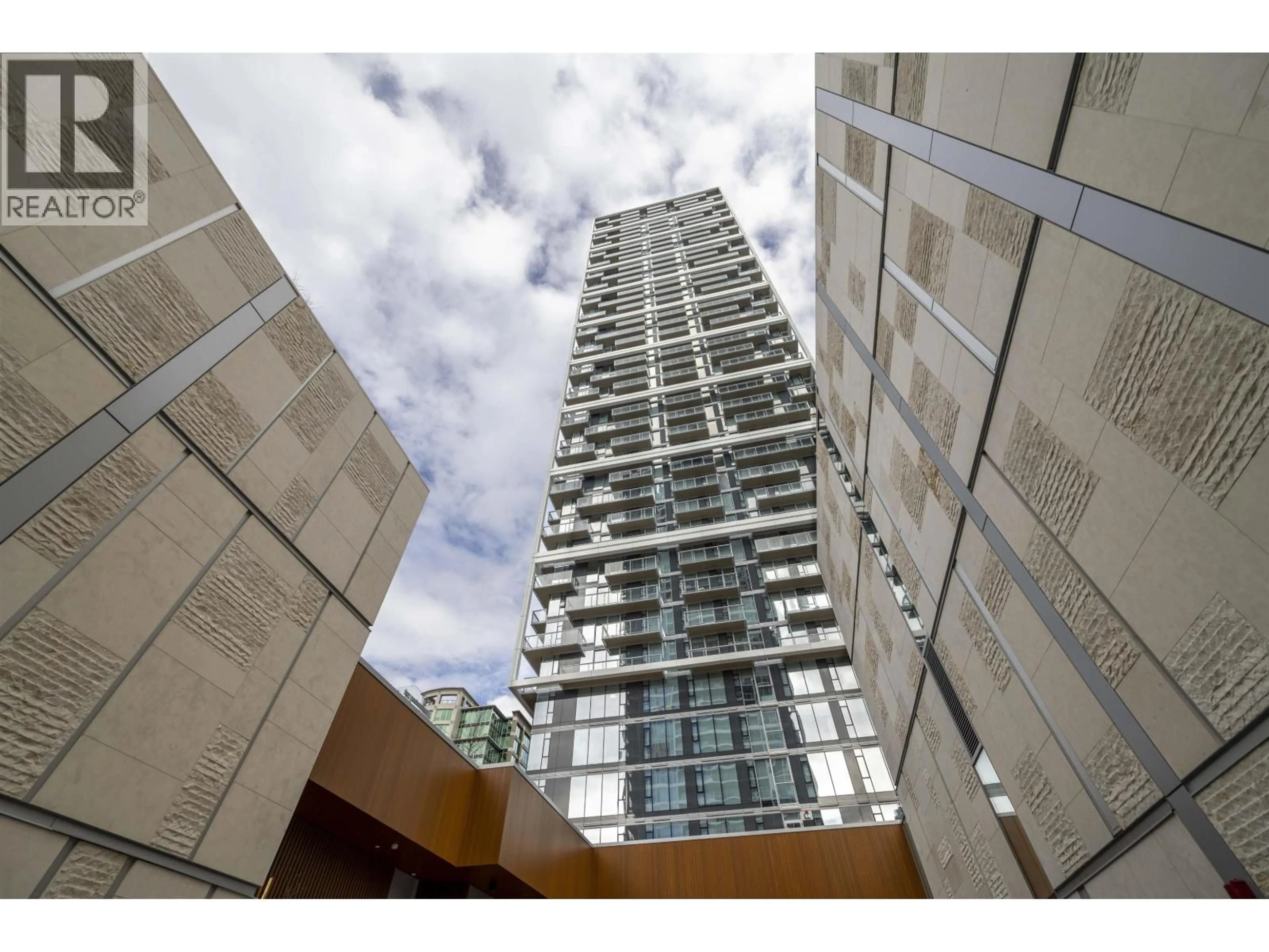 Indoor foyer for 2109 - 6000 MCKAY AVENUE, Burnaby British Columbia V5H0K2