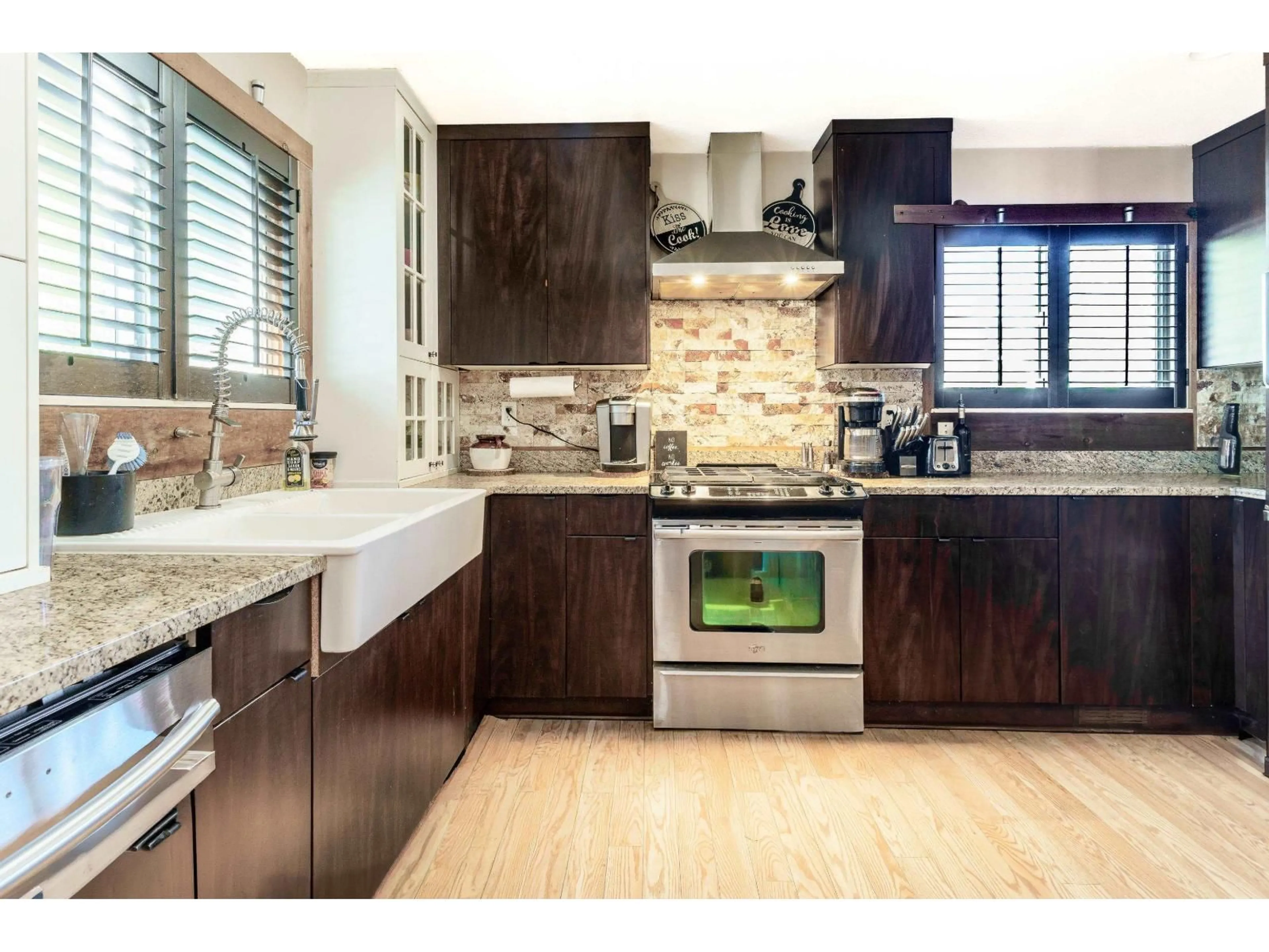 Contemporary kitchen, ceramic/tile floor for 7655 WOODCOCK CRESCENT, Mission British Columbia V2V4J8