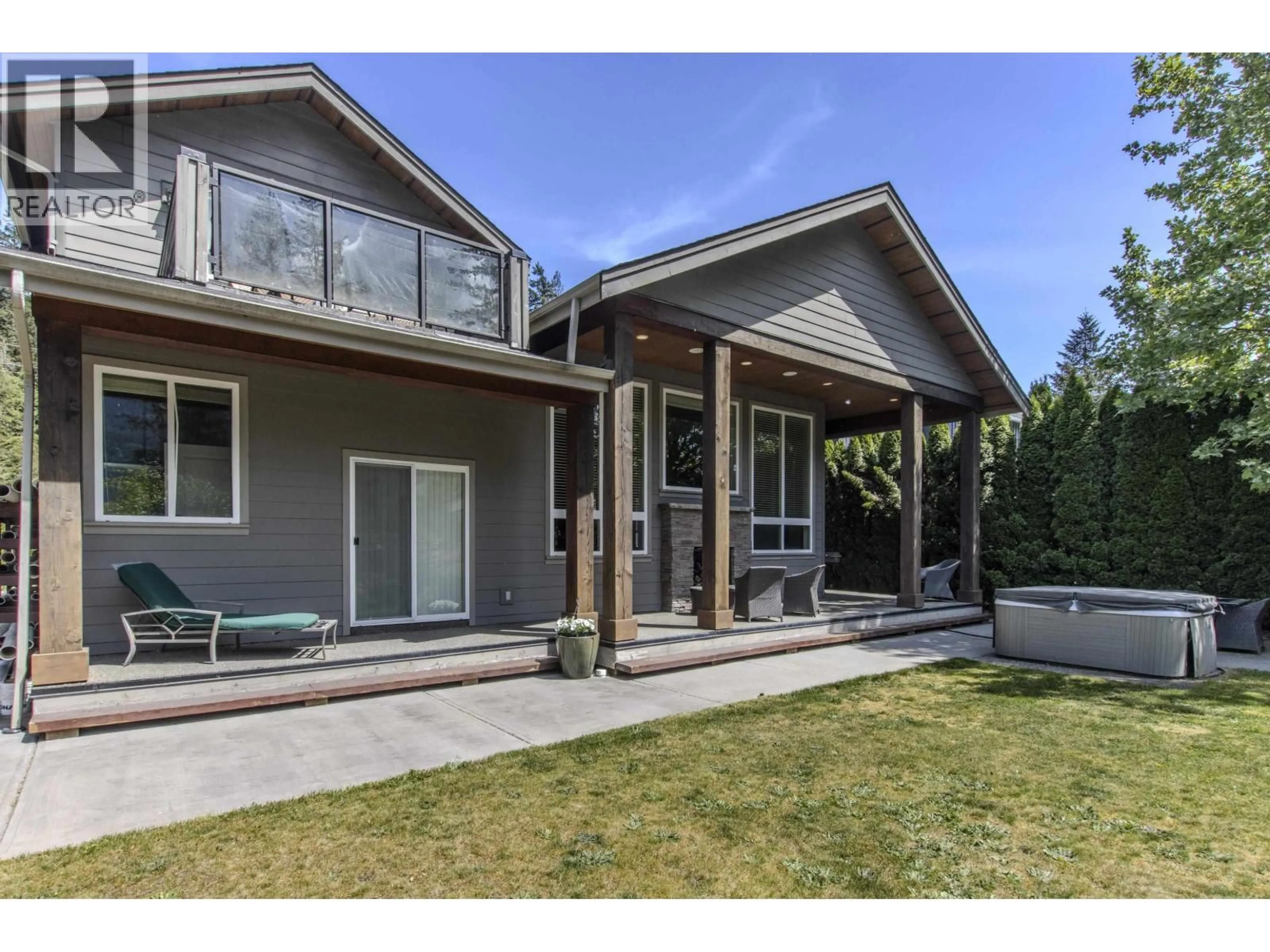 Unknown for 3 - 1355 DEPOT ROAD, Squamish British Columbia V0N1H0