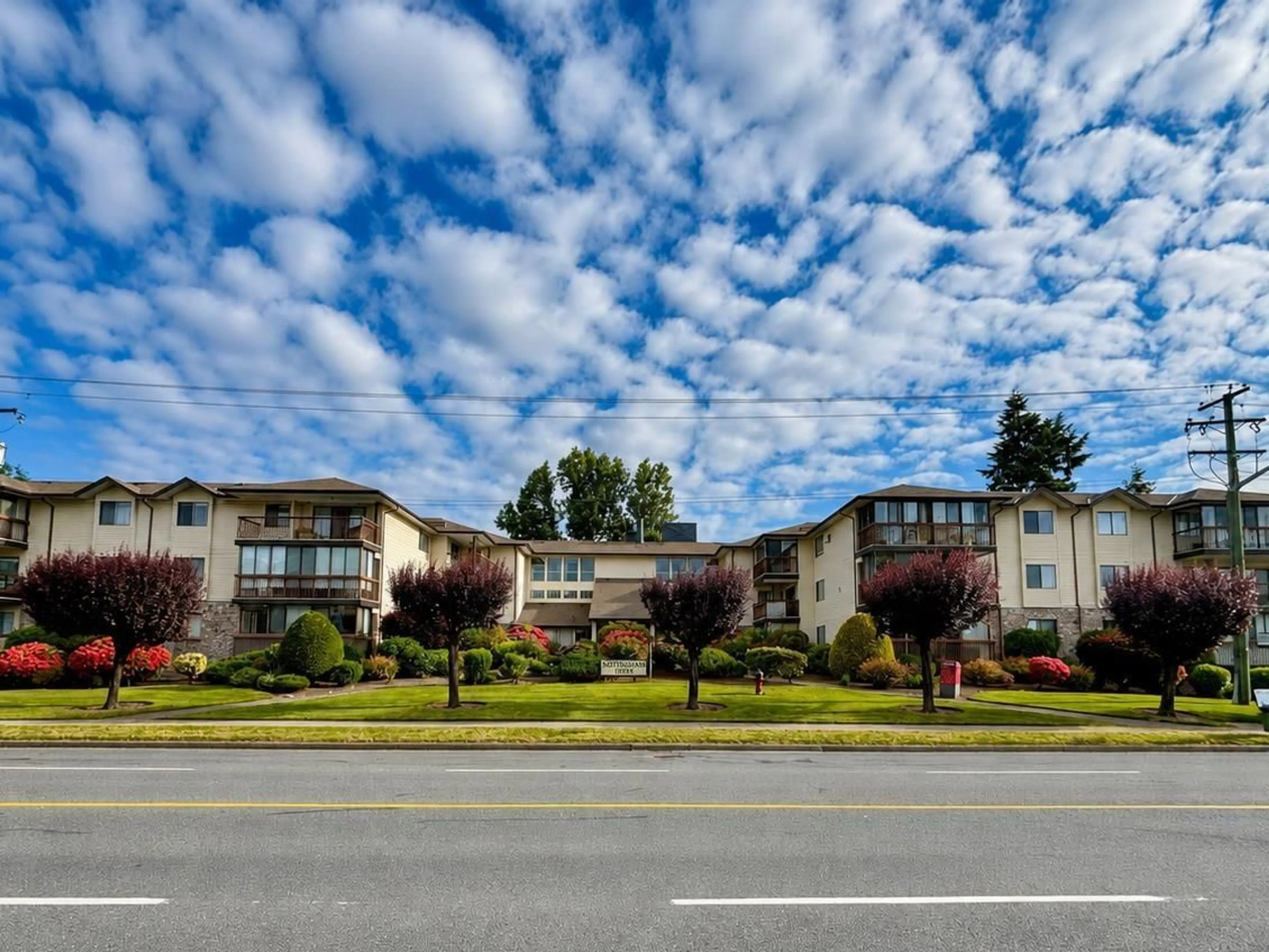 Blurry image for 204 - 32055 OLD YALE ROAD, Abbotsford British Columbia V2T2C8