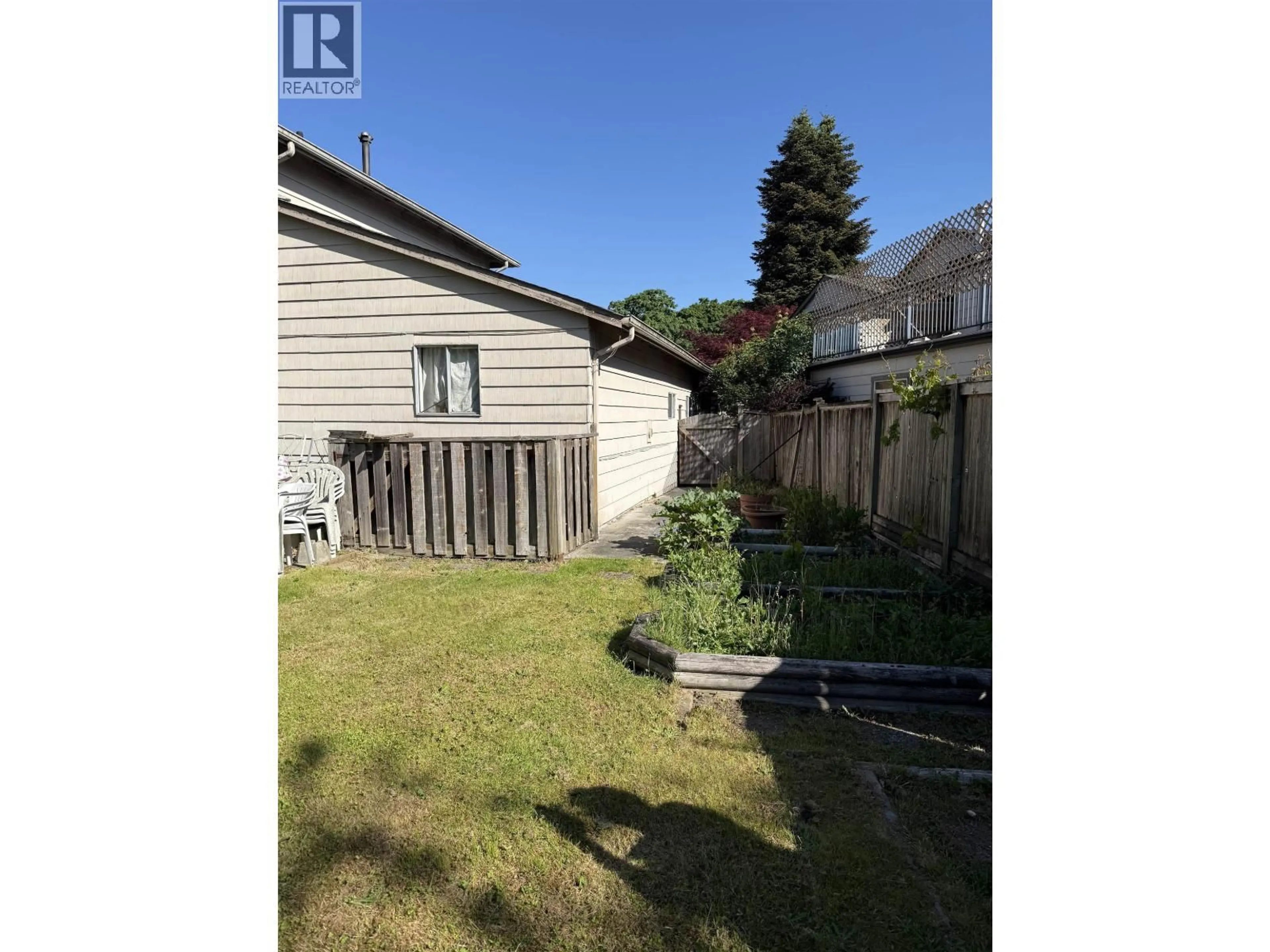 Unknown for 6040 TASEKO CRESCENT, Richmond British Columbia V7C2N5