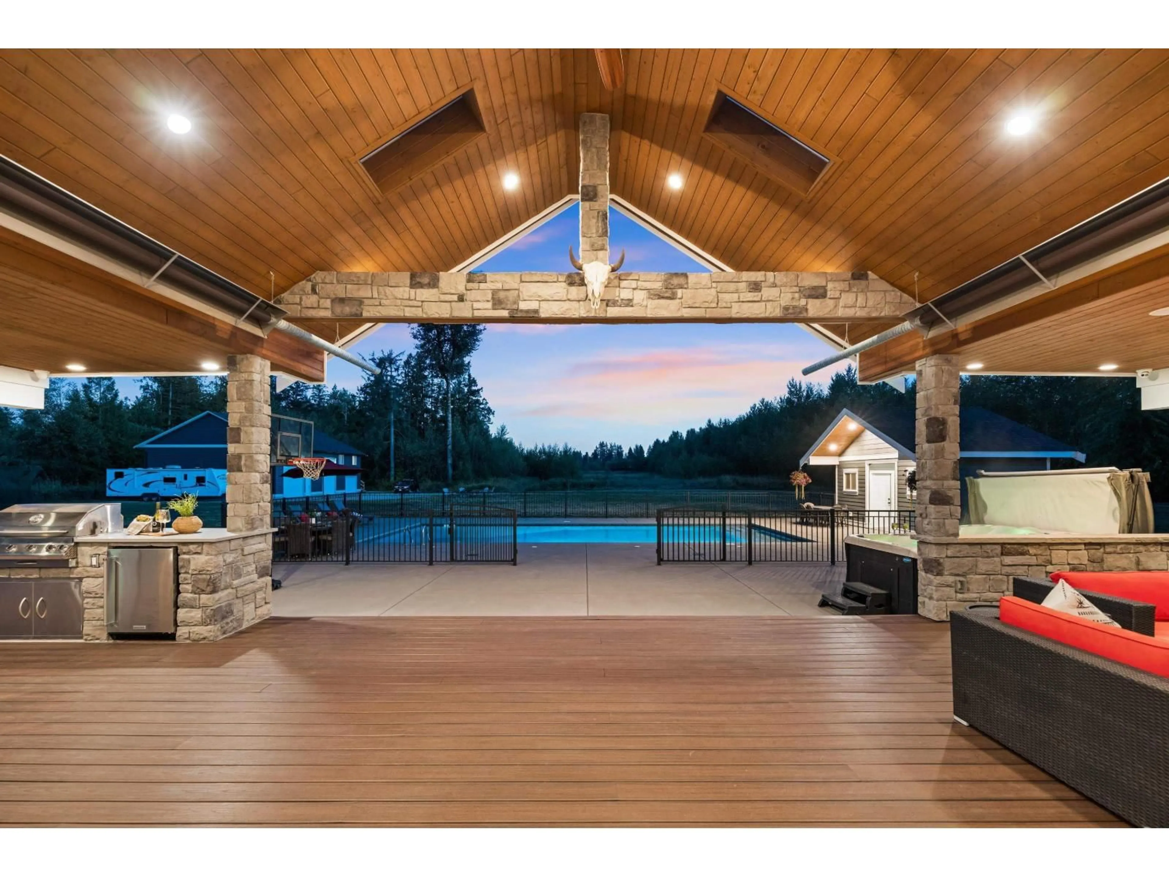 Patio, water/lake/river/ocean view for 21298 36 AVENUE, Langley British Columbia V3A8N6