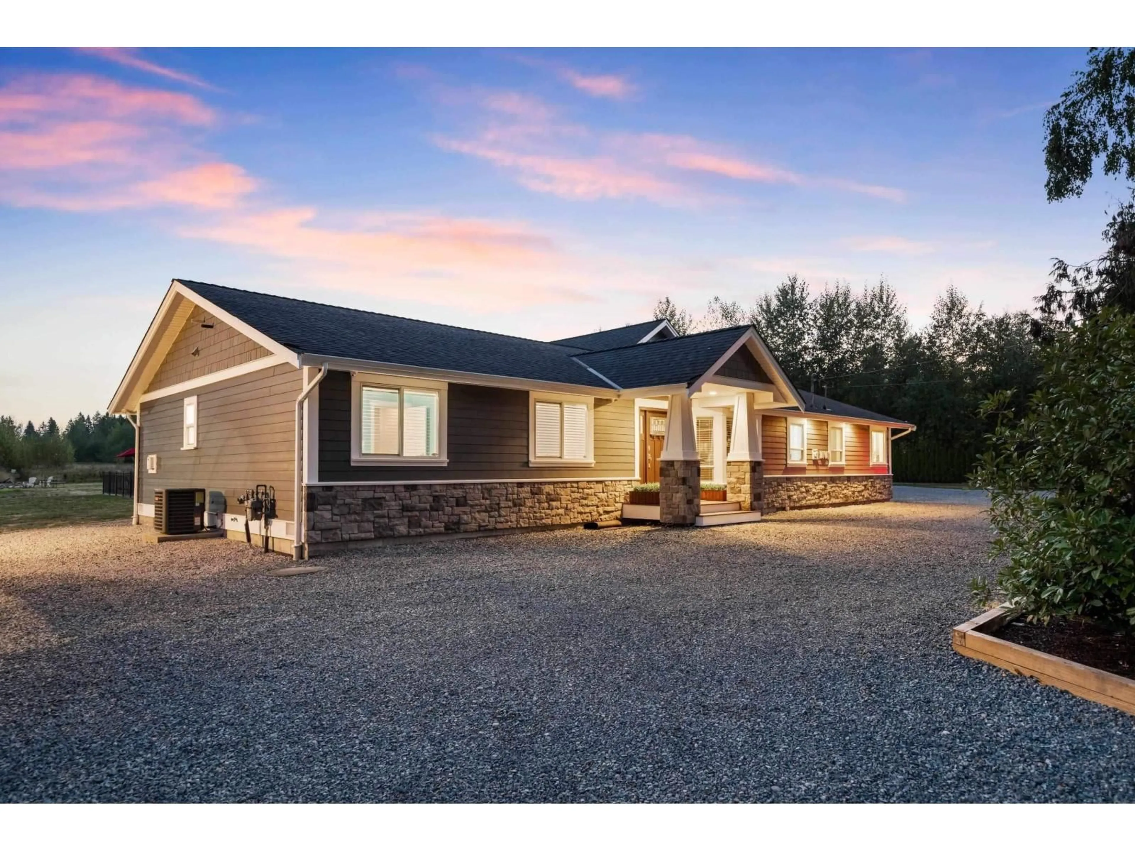 Unknown for 21298 36 AVENUE, Langley British Columbia V3A8N6
