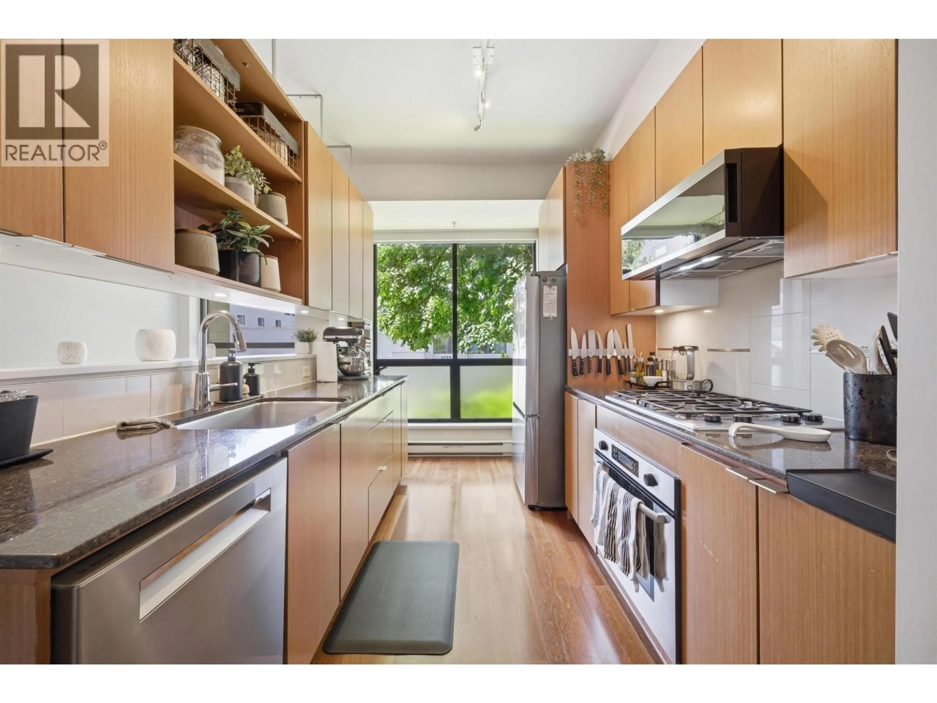 Unknown for 3750 COMMERCIAL STREET, Vancouver British Columbia V5N4G2