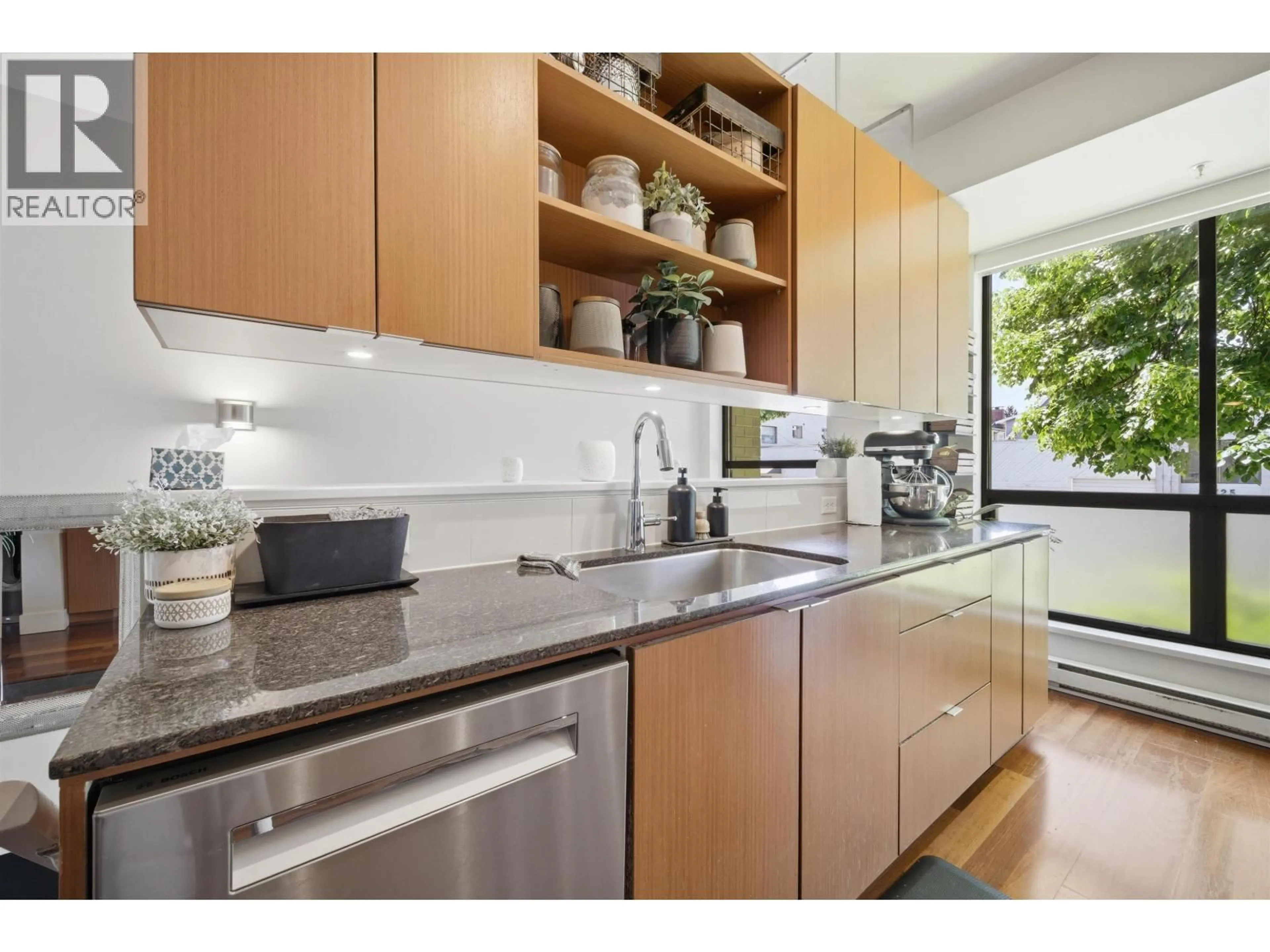 Unknown for 3750 COMMERCIAL STREET, Vancouver British Columbia V5N4G2