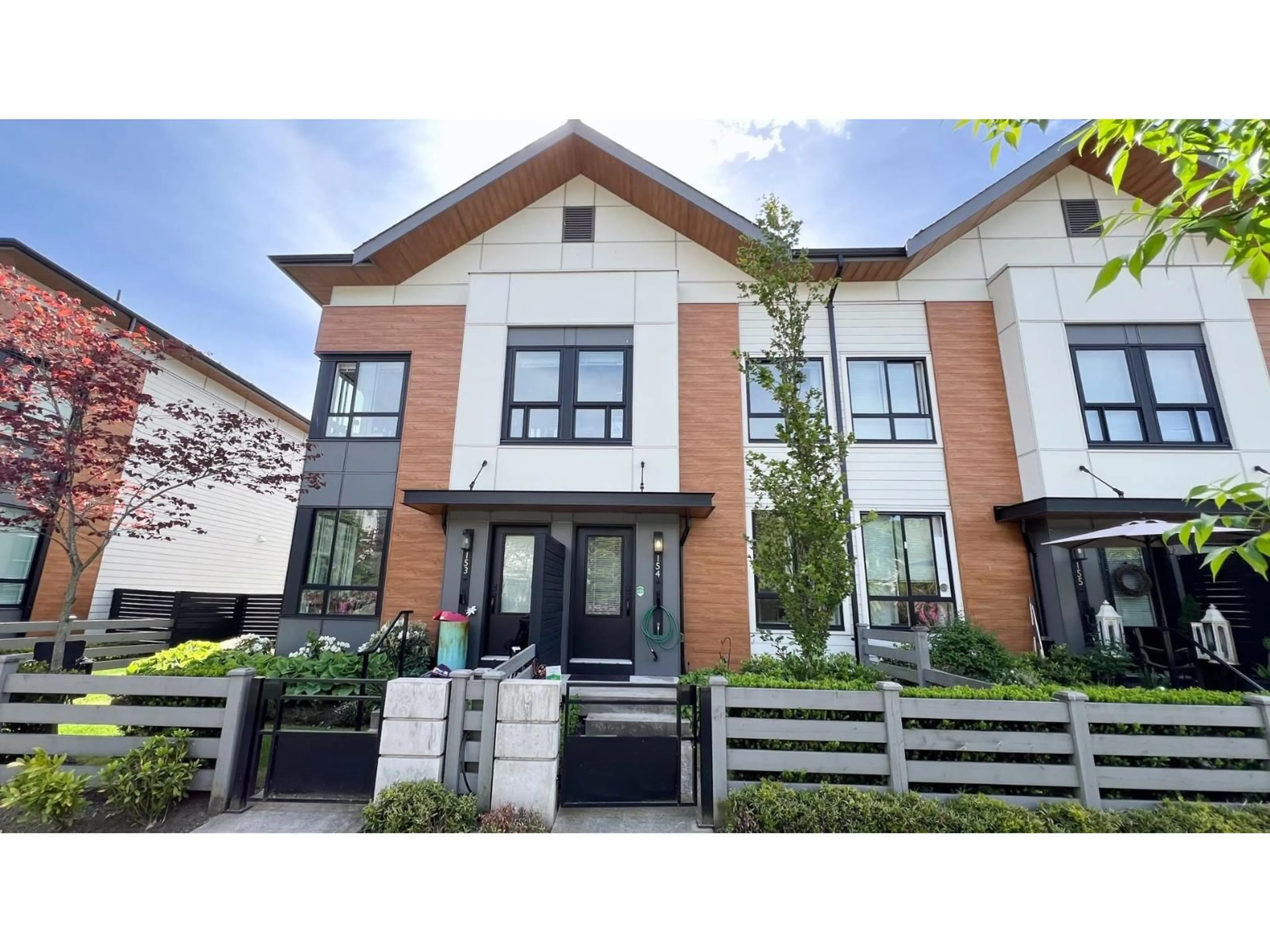 Home with brick exterior material, unknown for 154 - 15111 EDMUND DRIVE, Surrey British Columbia V3S0A5