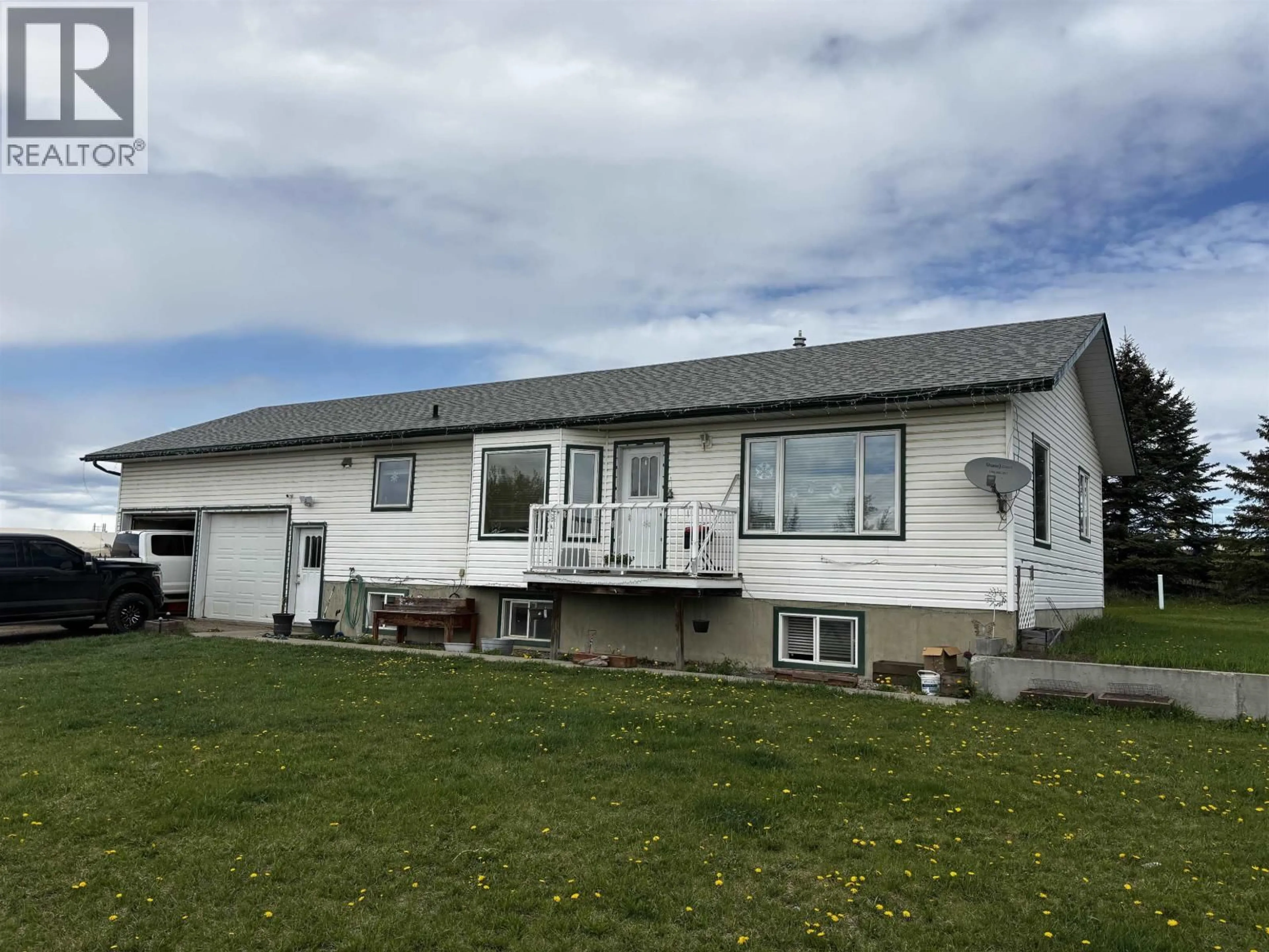 Home with vinyl exterior material, unknown for 10720 NORTHERN LIGHTS DRIVE, Fort St. John British Columbia V1J0S8