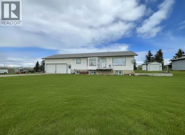 10720 NORTHERN LIGHTS DRIVE, Fort St. John 2