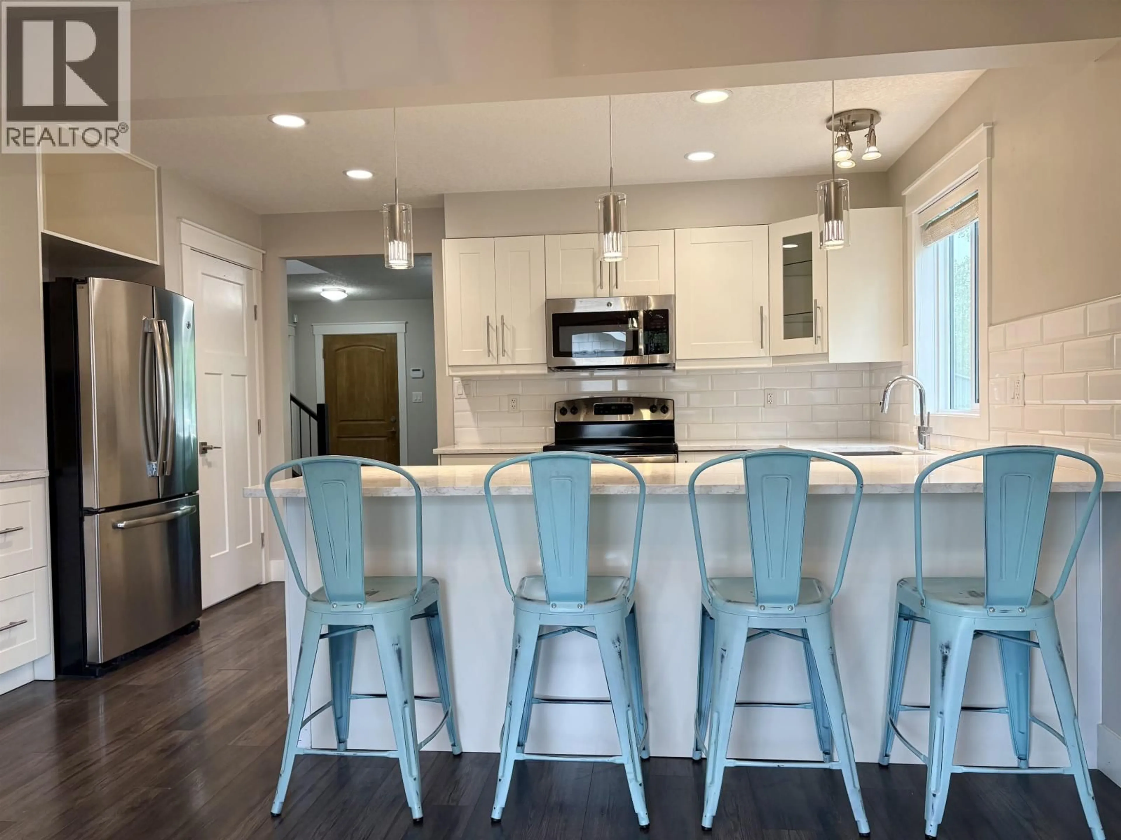 Open concept kitchen, unknown for 977 ALWARD STREET, Prince George British Columbia V2M2E8