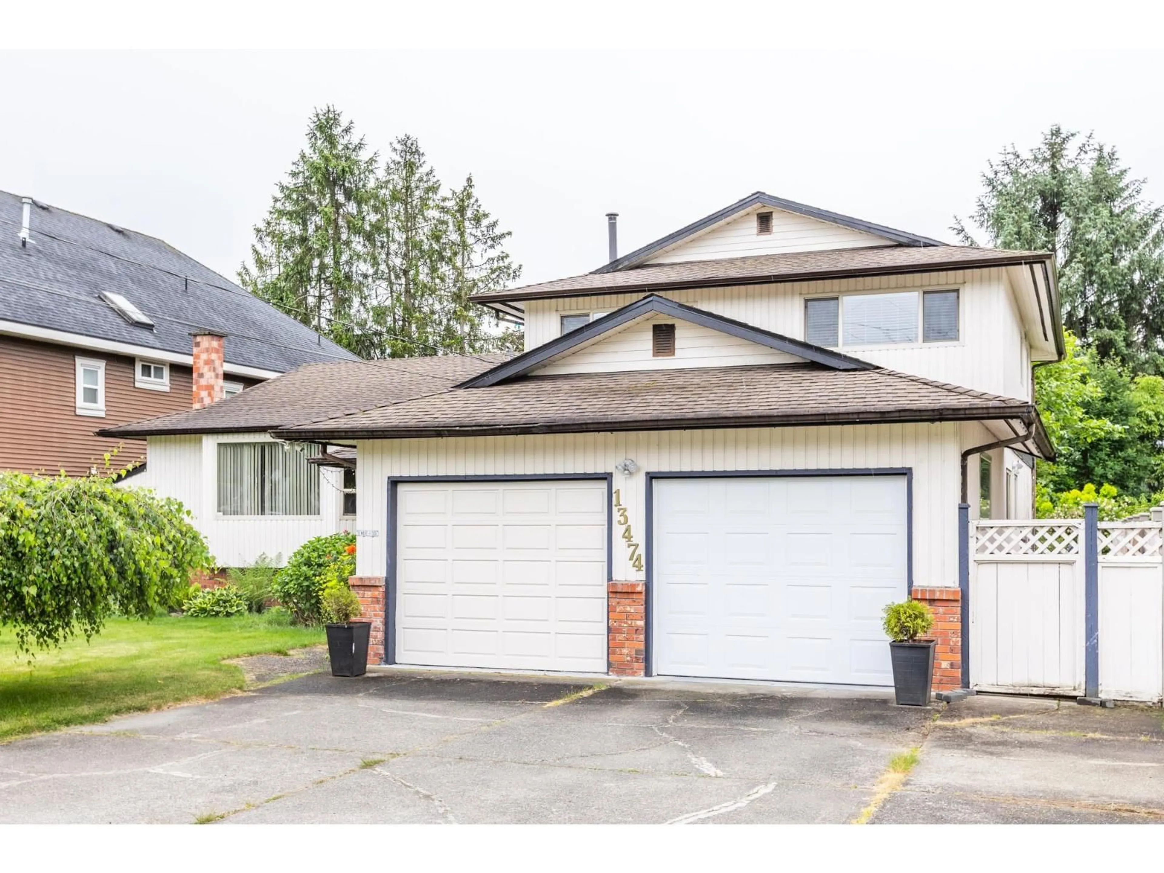 Unknown for 13474 67 AVENUE, Surrey British Columbia V3W6L9