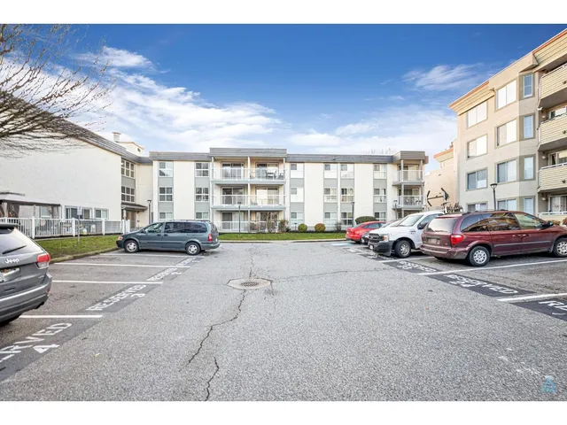 227 - 32850 GEORGE FERGUSON WAY, Abbotsford 3