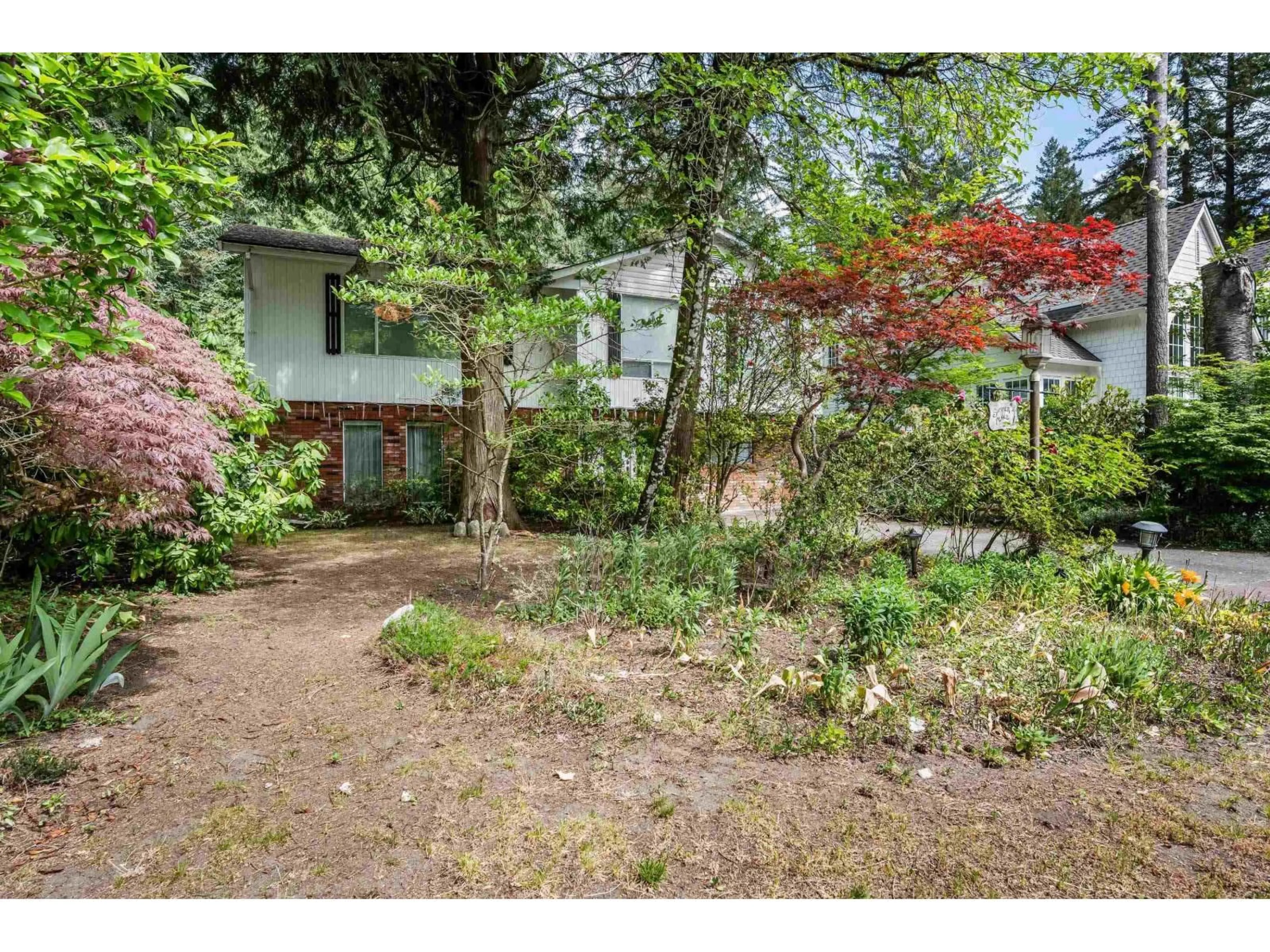 A pic from outside/outdoor area/front of a property/back of a property/a pic from drone, forest/trees view for 626 MOUNTAIN VIEW ROAD, Cultus Lake British Columbia V2R4Z7