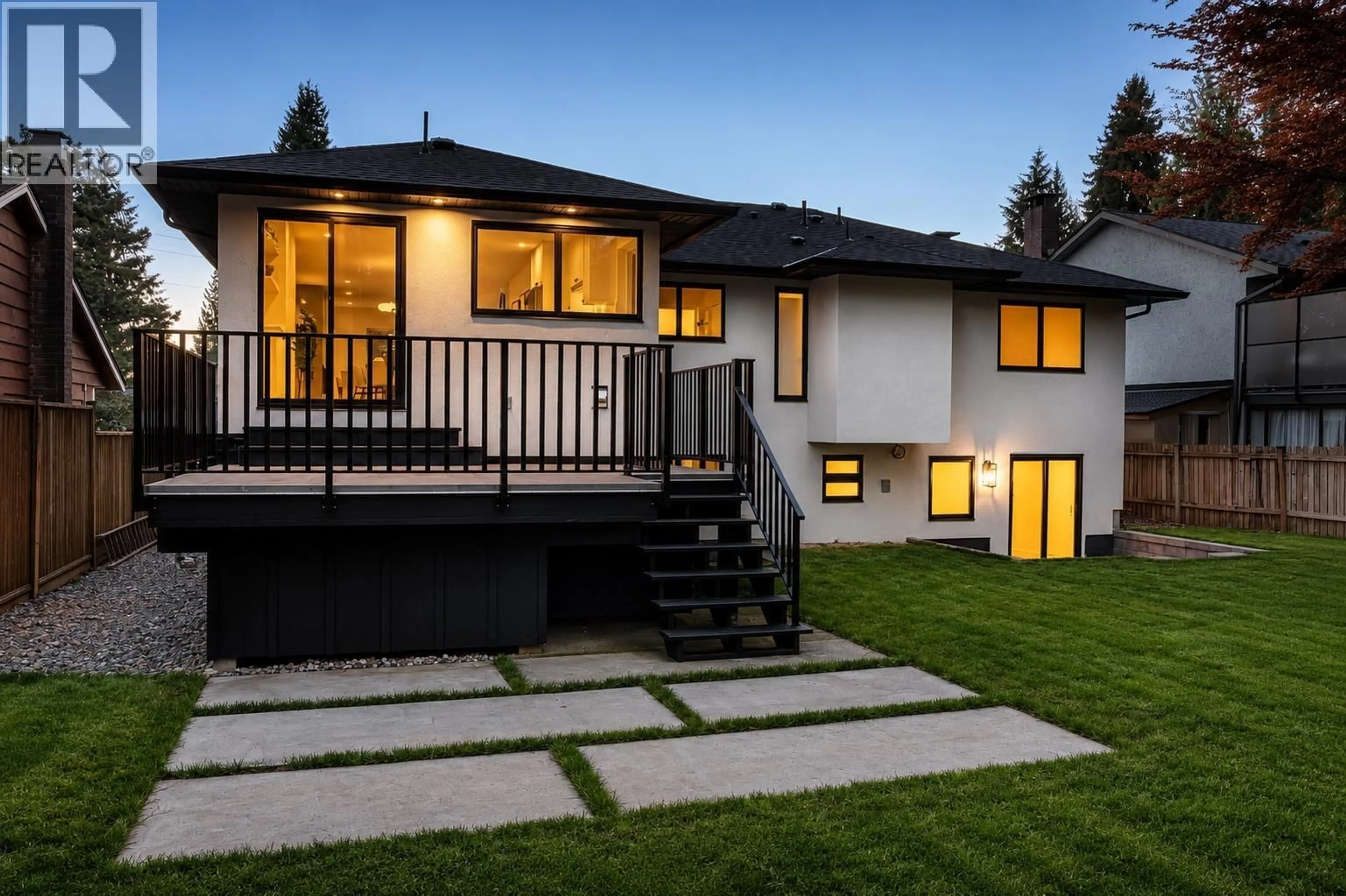 Home with vinyl exterior material, street for 2654 MASEFIELD ROAD, North Vancouver British Columbia V7K1Z9