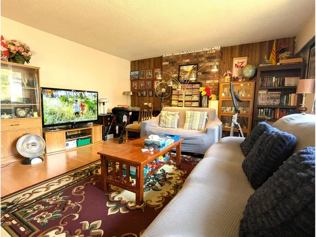 12770 102 AVENUE, Surrey 4