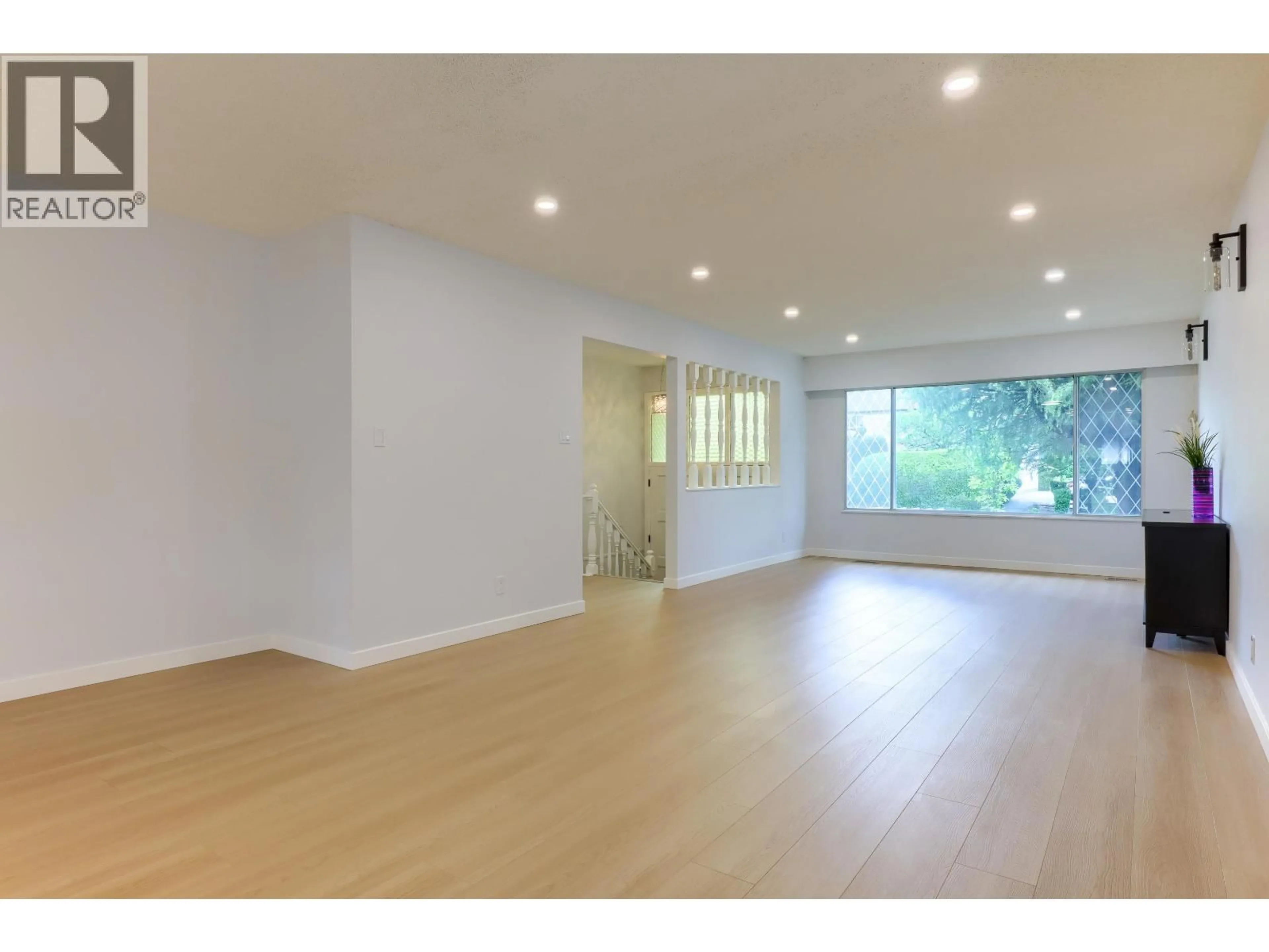Unknown for 3492 49TH AVENUE, Vancouver British Columbia V5S1M2