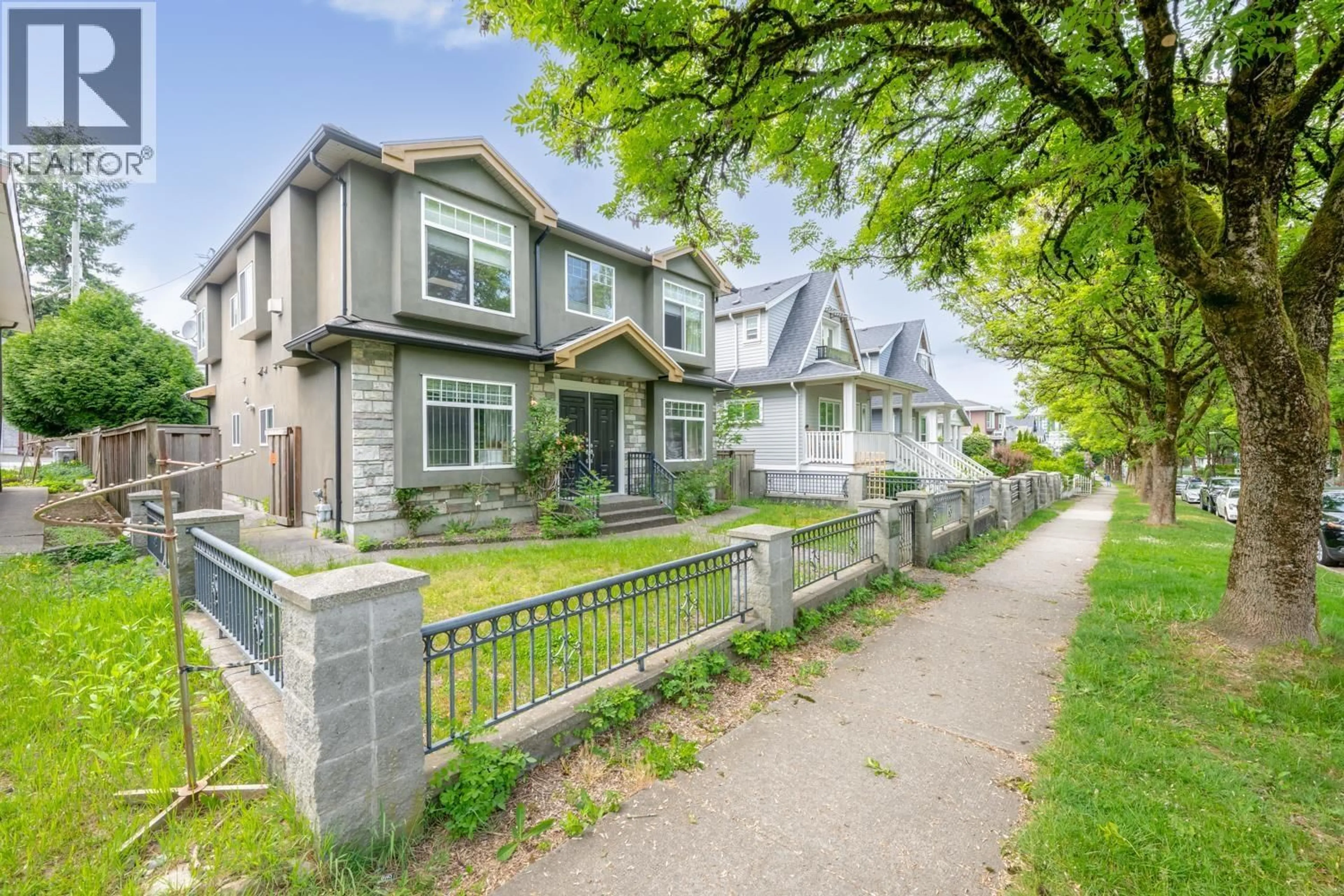Unknown for 5671 EARLES STREET, Vancouver British Columbia V5R3S3
