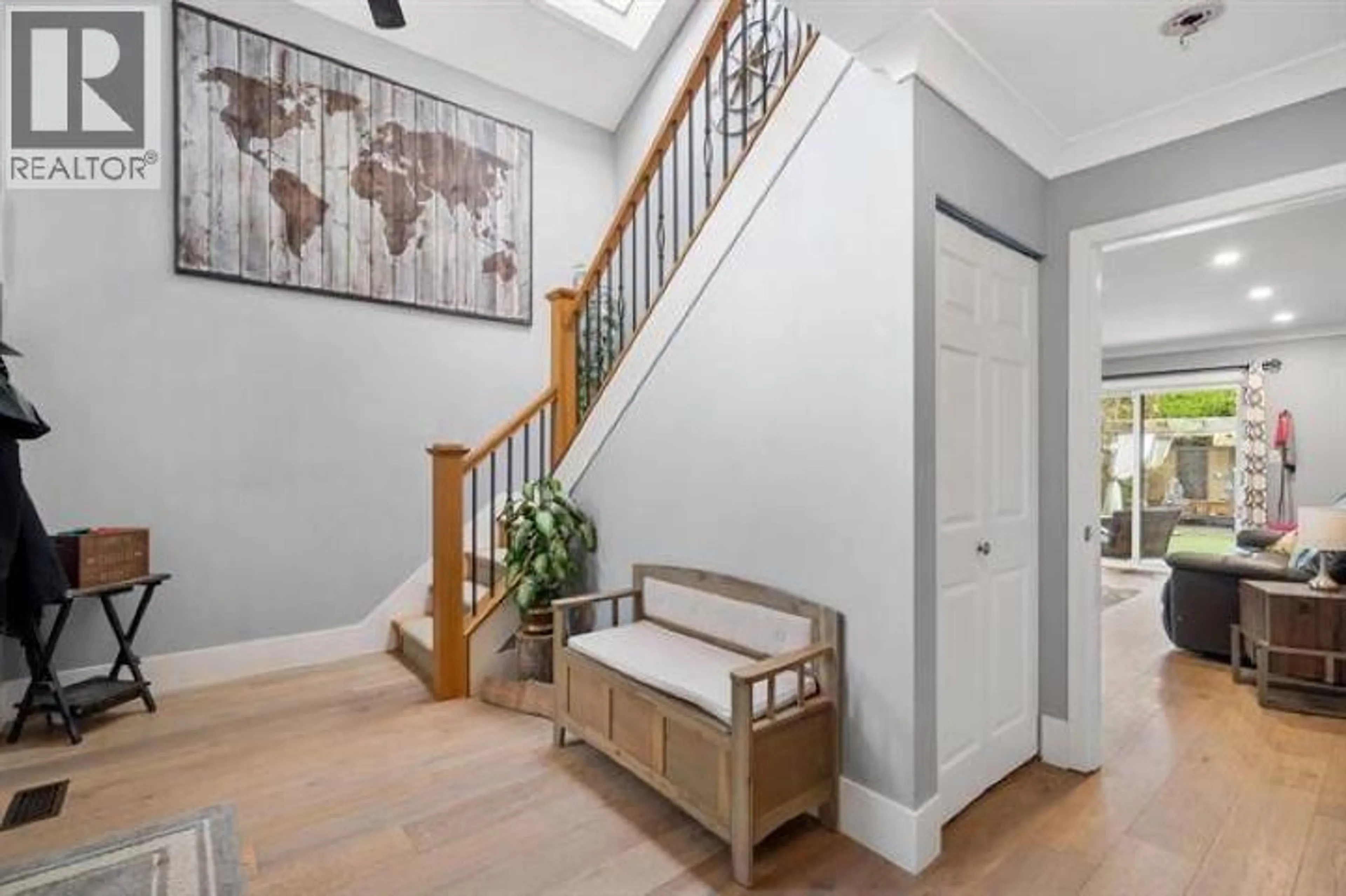 Indoor entryway for 39 - 11291 7TH AVENUE, Richmond British Columbia V7E4J3