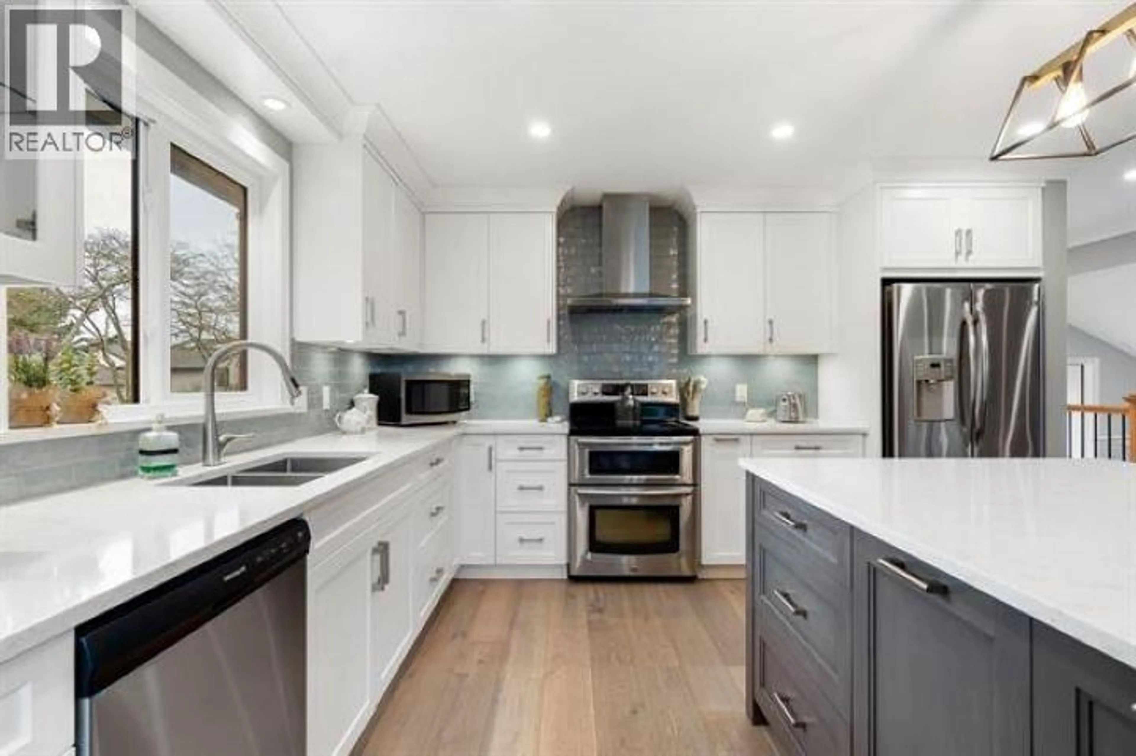 Contemporary kitchen, ceramic/tile floor for 39 - 11291 7TH AVENUE, Richmond British Columbia V7E4J3
