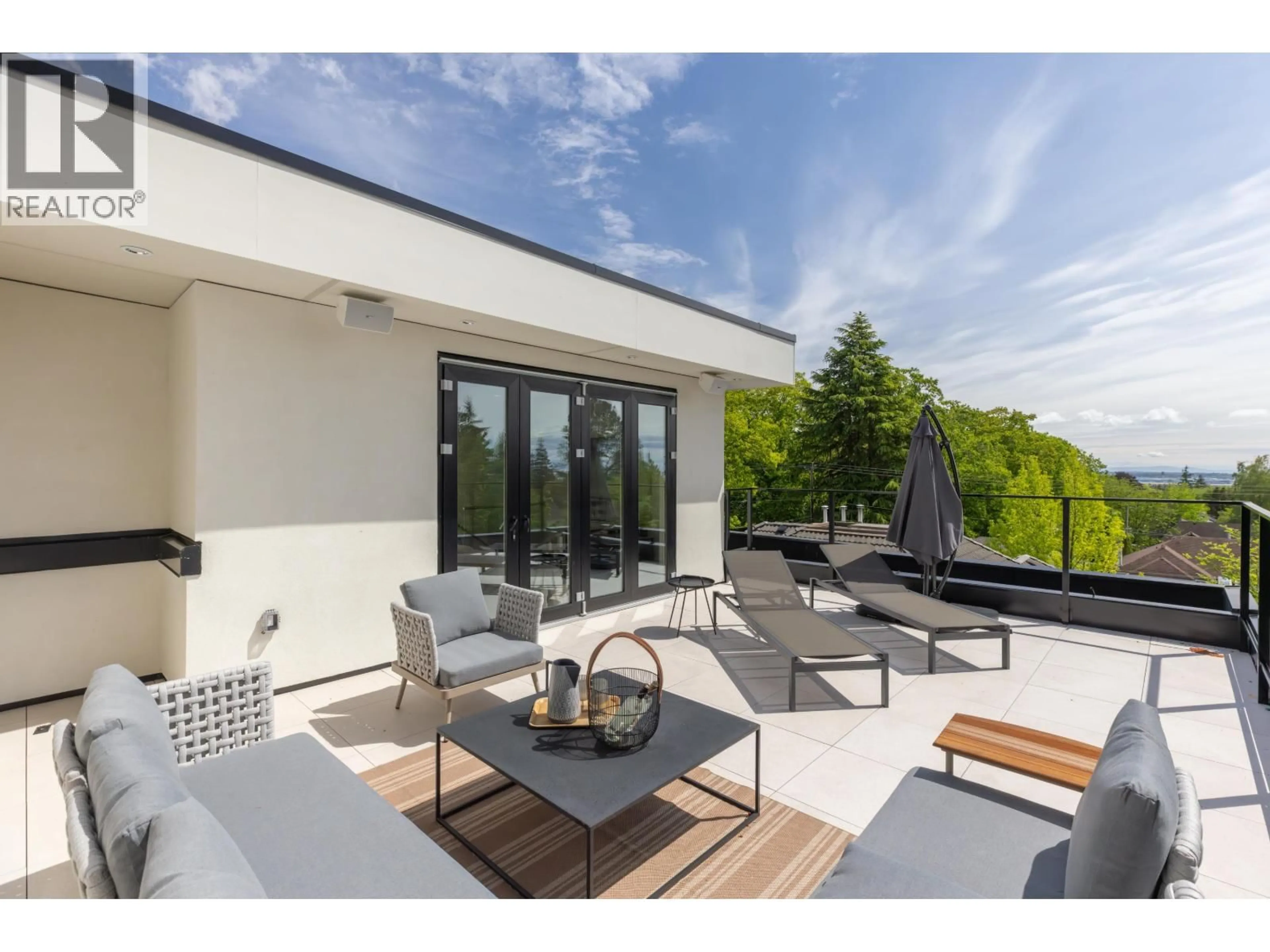 Patio, unknown for 2 - 5061 BLENHEIM STREET, Vancouver British Columbia V6N1N6