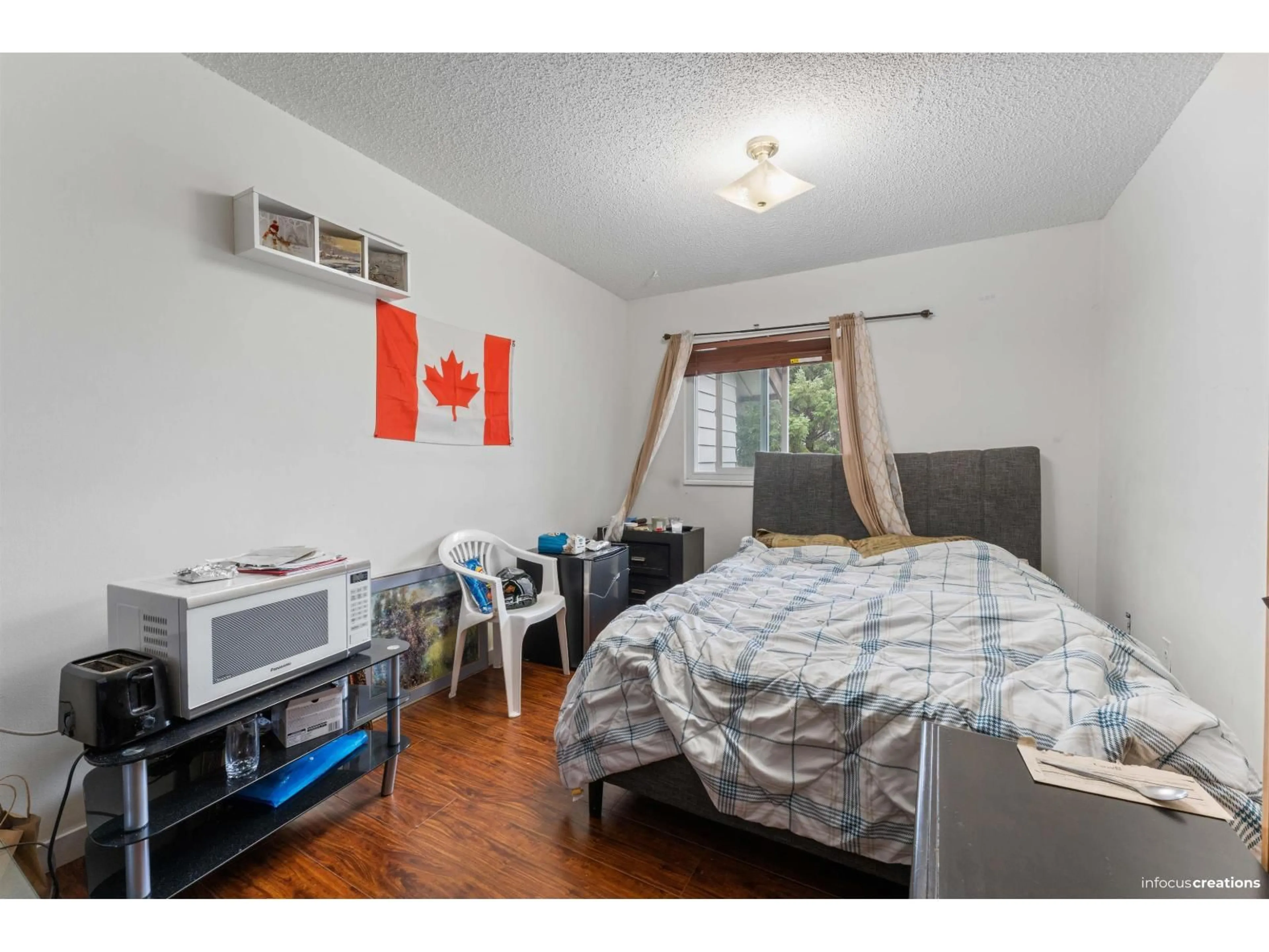 A pic of a room for 161 - 7484 138 STREET, Surrey British Columbia V3W6G4