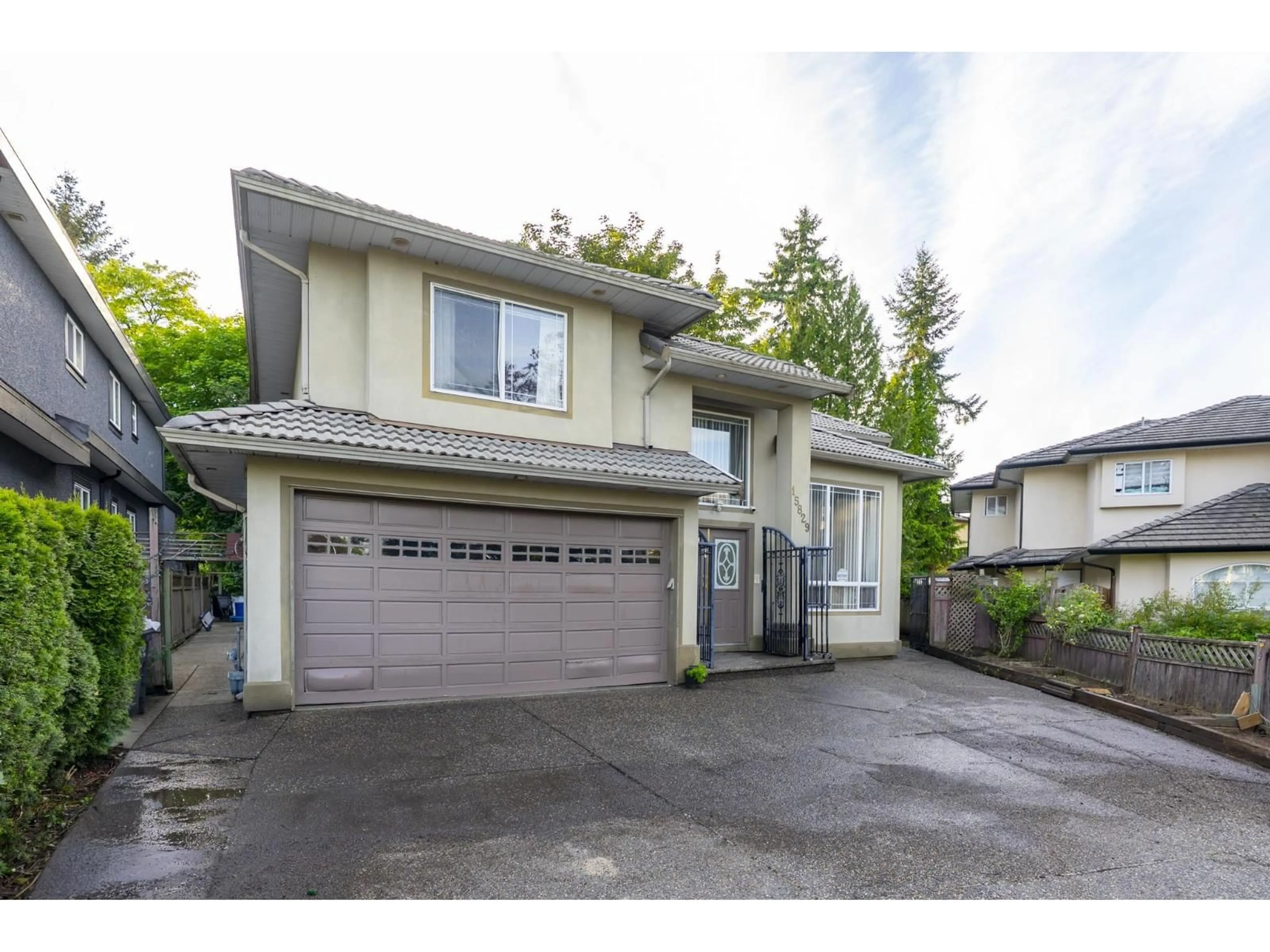 Home with vinyl exterior material, street for 15829 87A AVENUE, Surrey British Columbia V4N4Z5