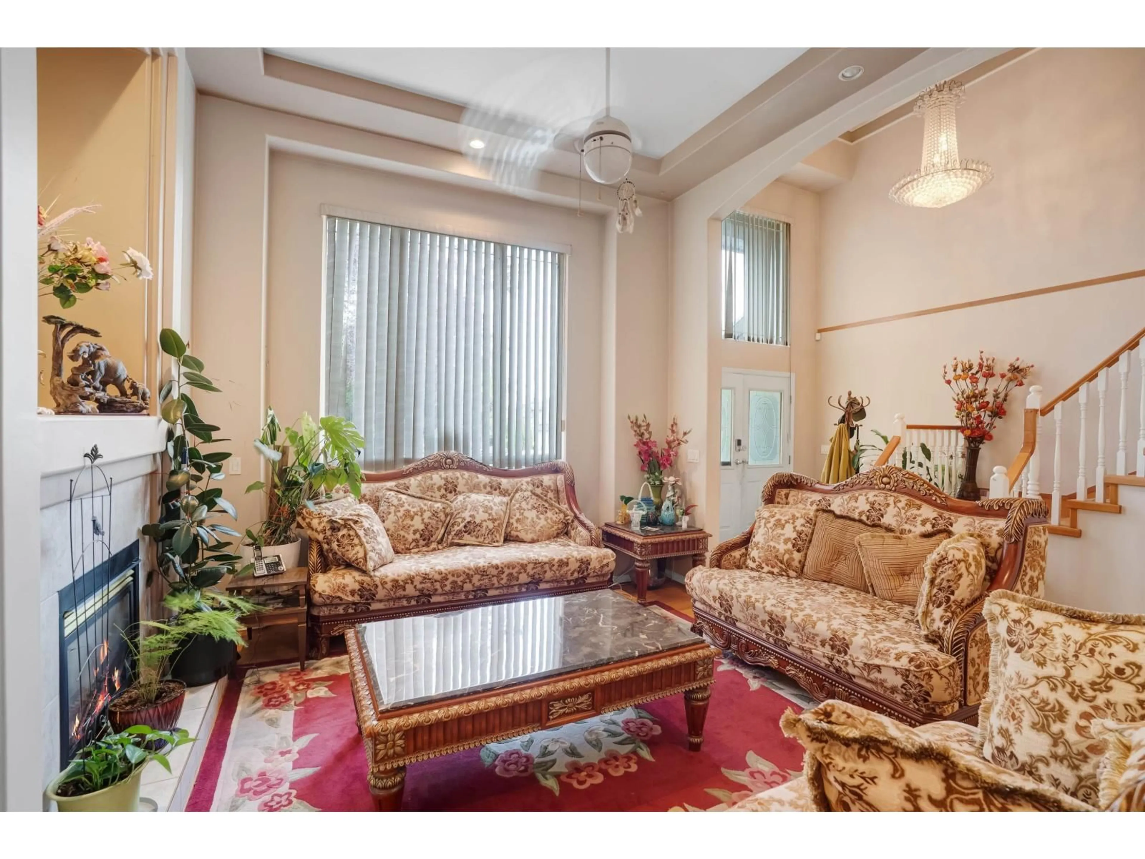 Living room with furniture, unknown for 15829 87A AVENUE, Surrey British Columbia V4N4Z5