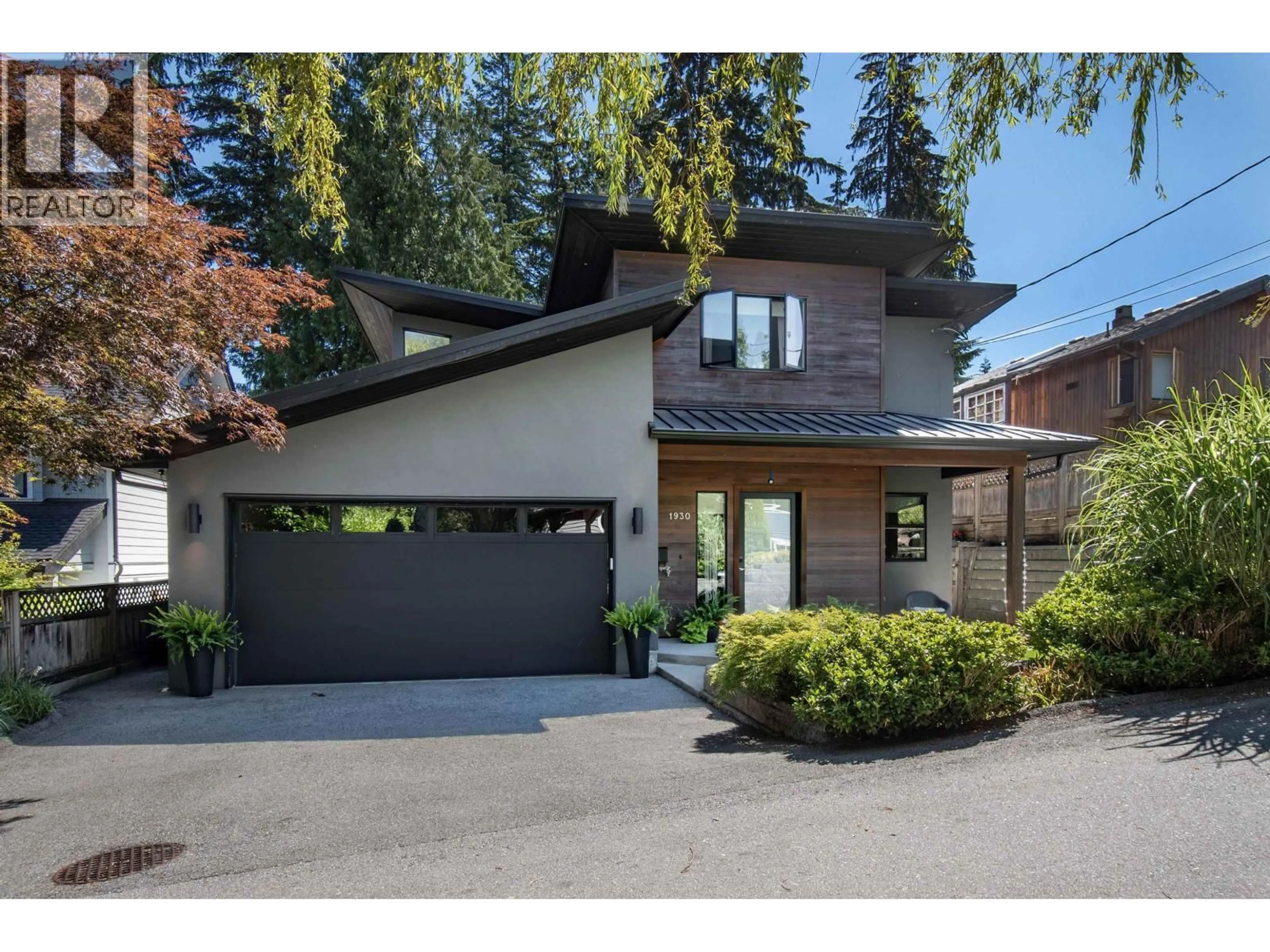 Home with brick exterior material, street for 1930 PANORAMA DRIVE, North Vancouver British Columbia V7G1V1