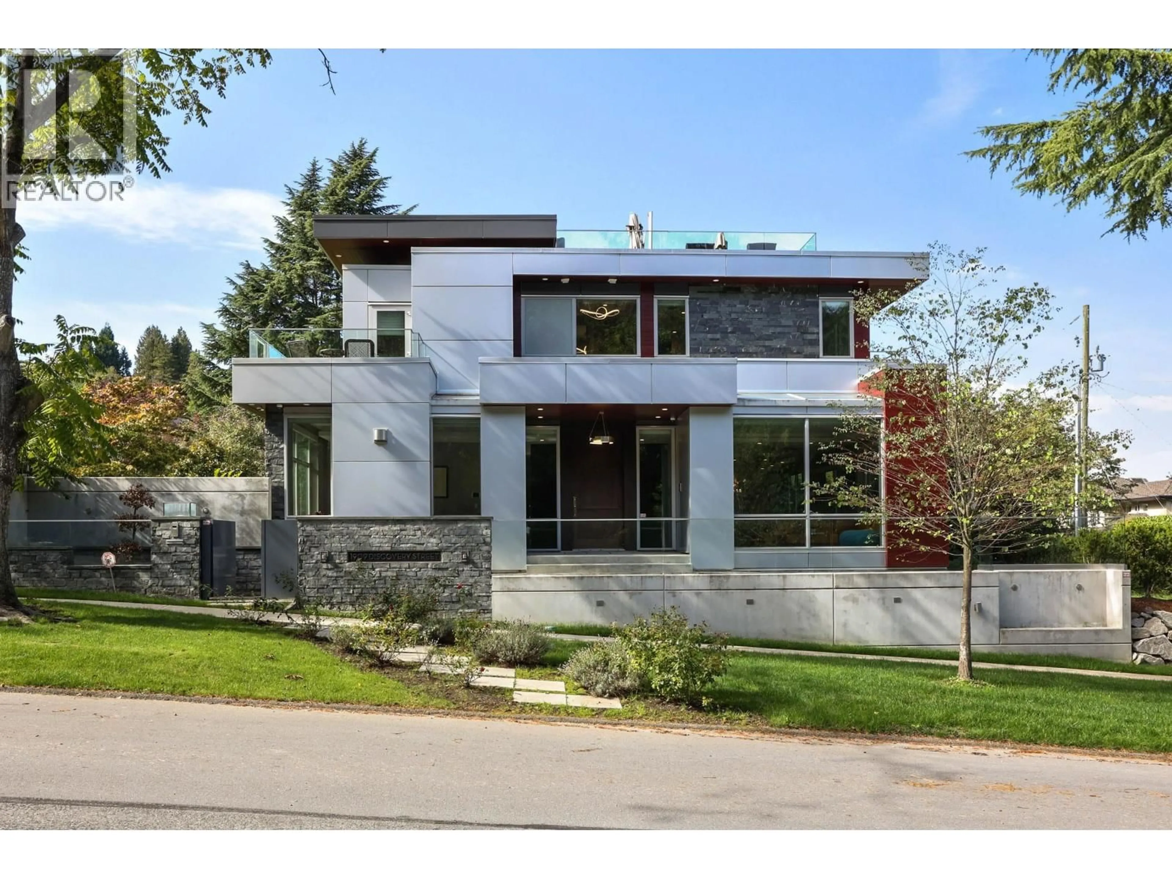 Home with brick exterior material, street for 1909 DISCOVERY STREET, Vancouver British Columbia V6R4K5