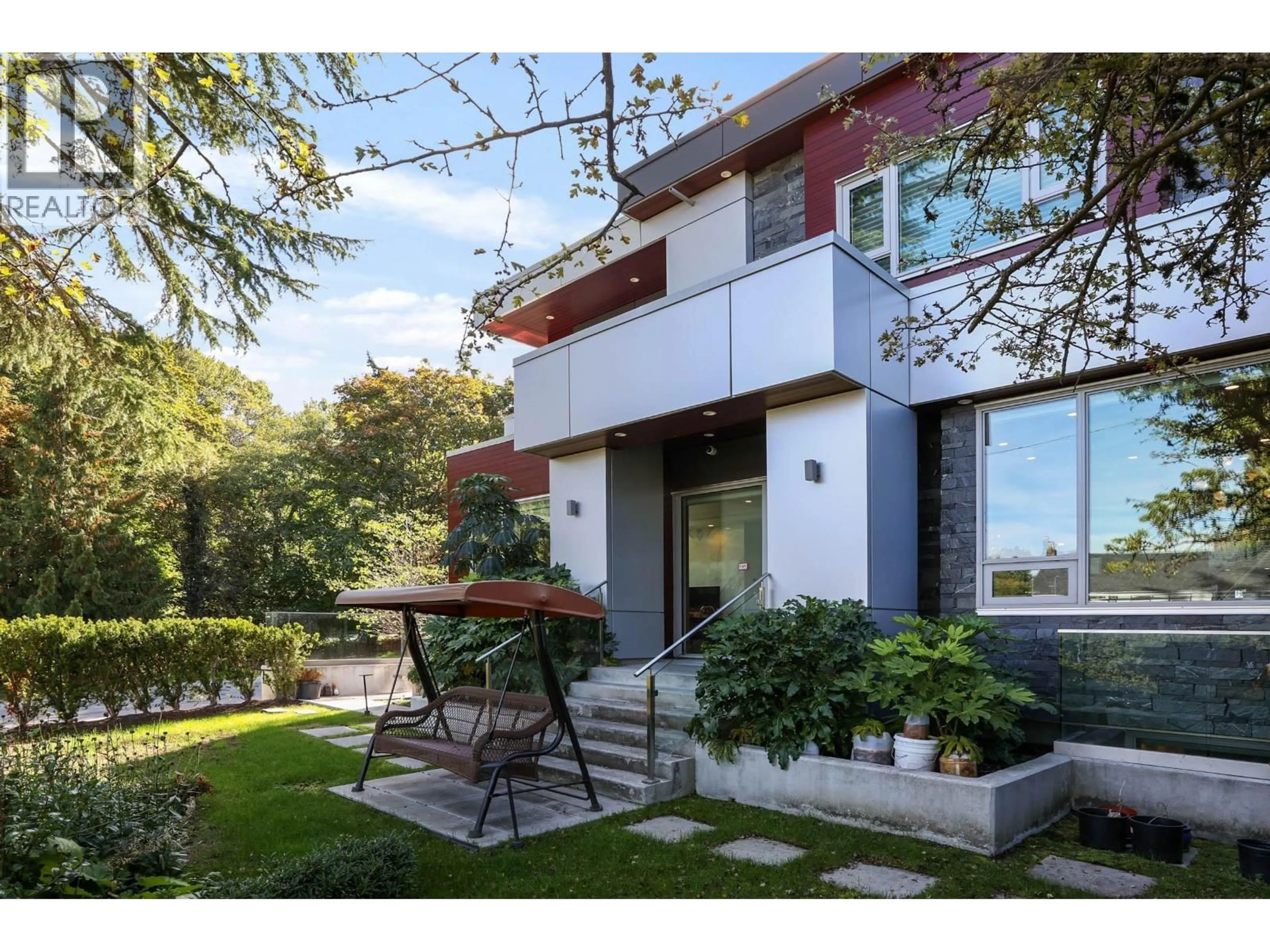 Home with brick exterior material, unknown for 1909 DISCOVERY STREET, Vancouver British Columbia V6R4K5