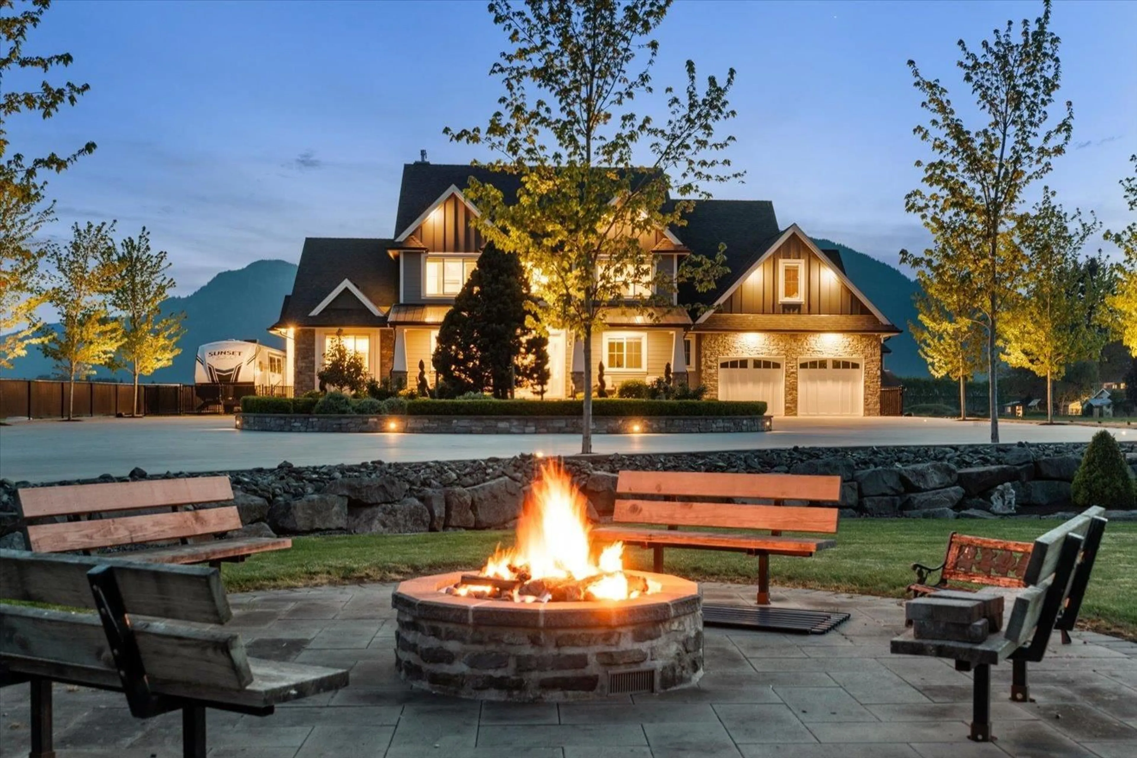 Unknown for 6257 SUMAS PRAIRIE ROAD, Chilliwack British Columbia V2R4N6
