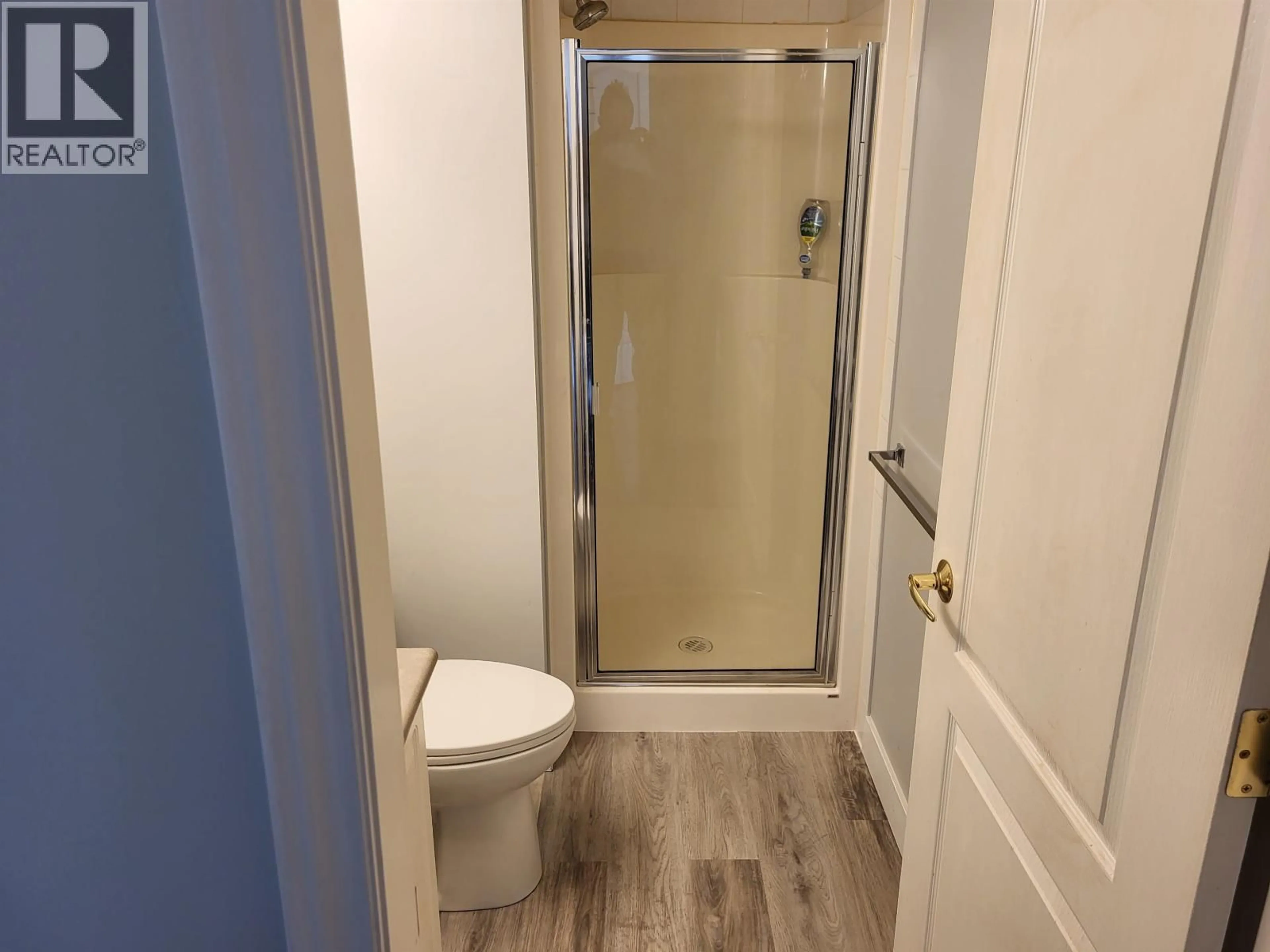 Standard bathroom, unknown for 505 - 22230 NORTH AVENUE, Maple Ridge British Columbia V2X2L5