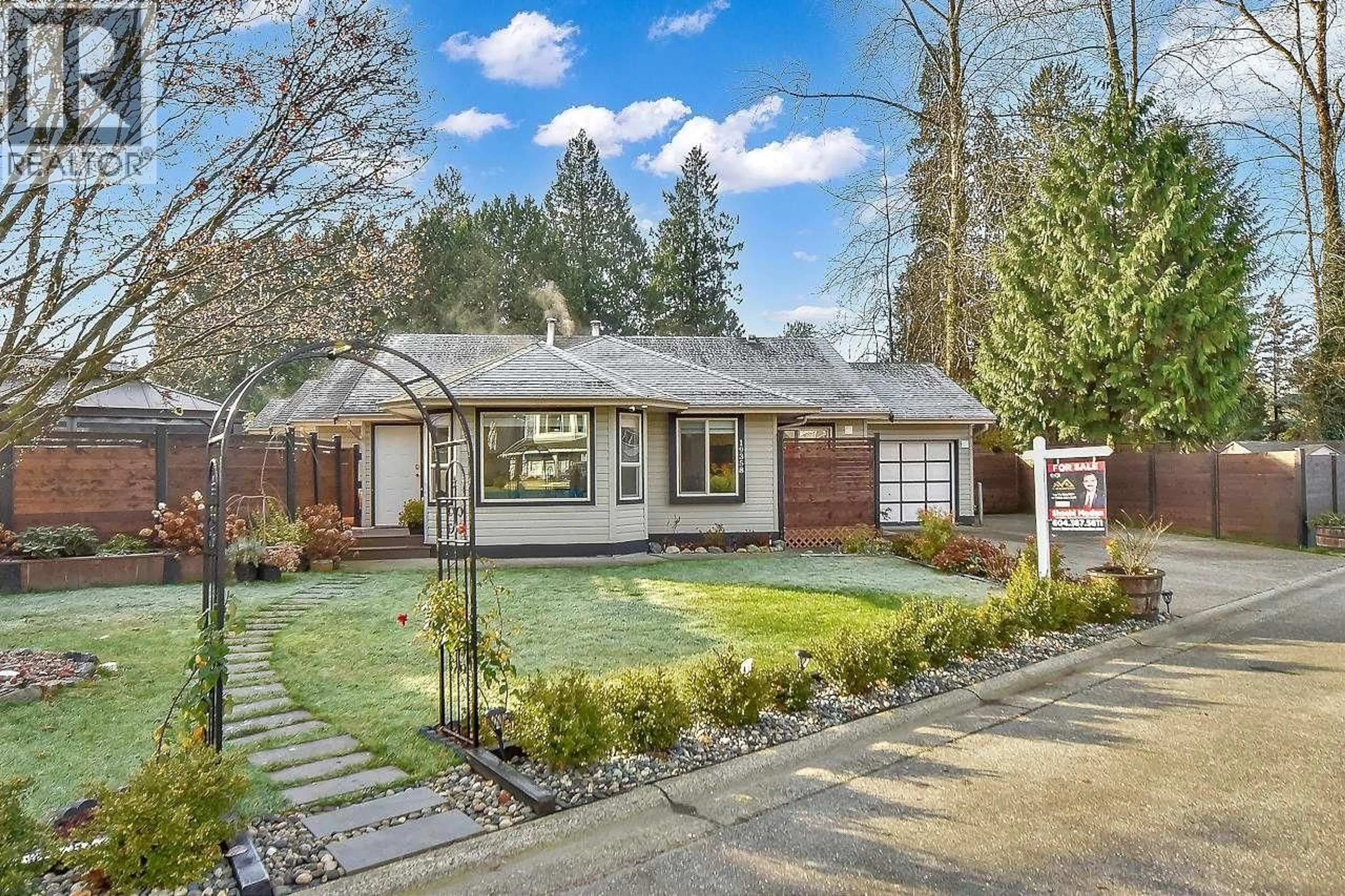 Unknown for 19358 CUSICK CRESCENT, Pitt Meadows British Columbia V3Y2M9