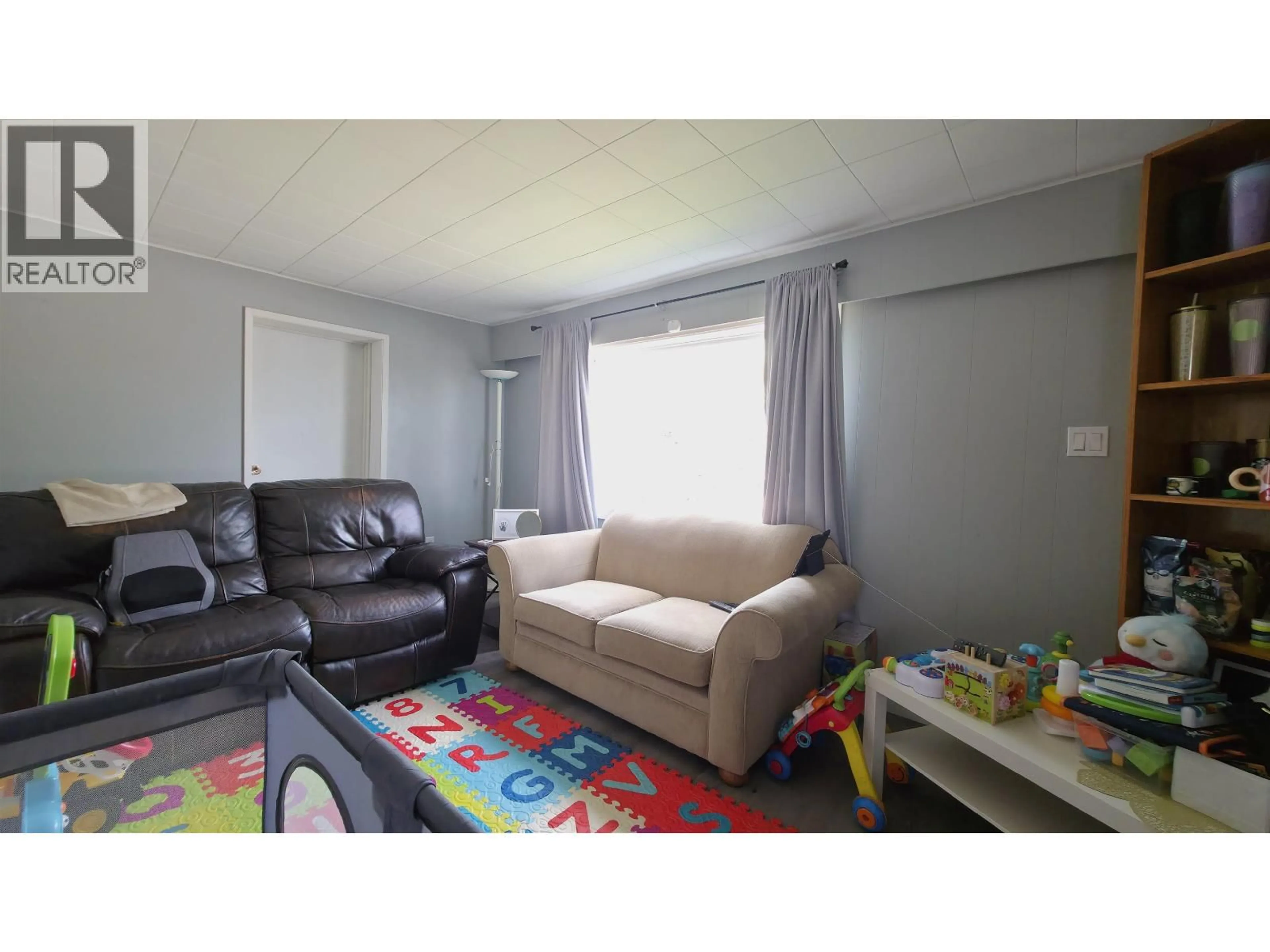 A pic of a room for 1047 CARNEY STREET, Prince George British Columbia V2M2L1