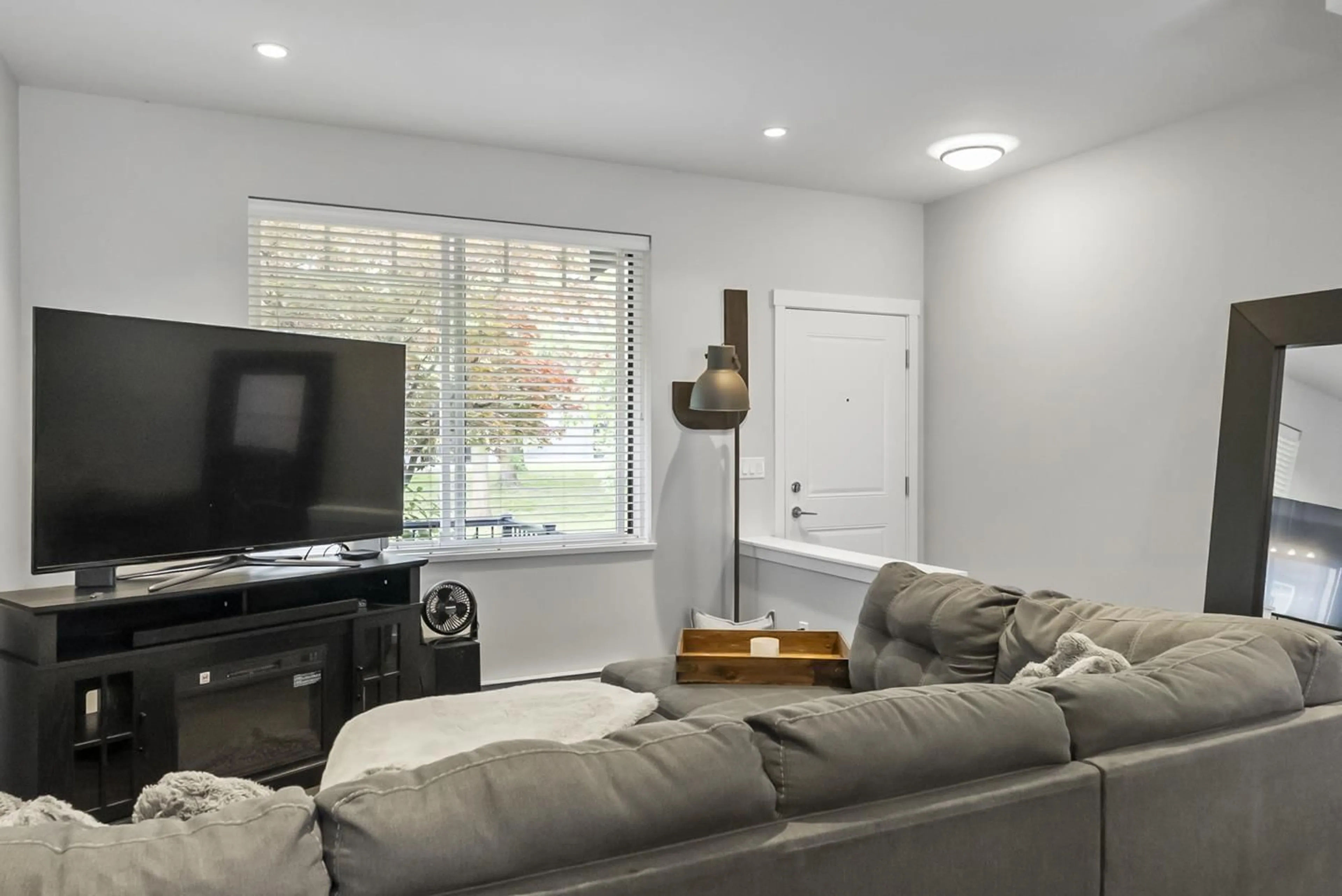 Unknown for 40 - 6895 188 STREET, Surrey British Columbia V4N6M3